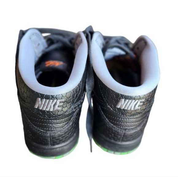 Nike Nike dunk Headless horseman Size US 10 / EU 43 - 3 Thumbnail