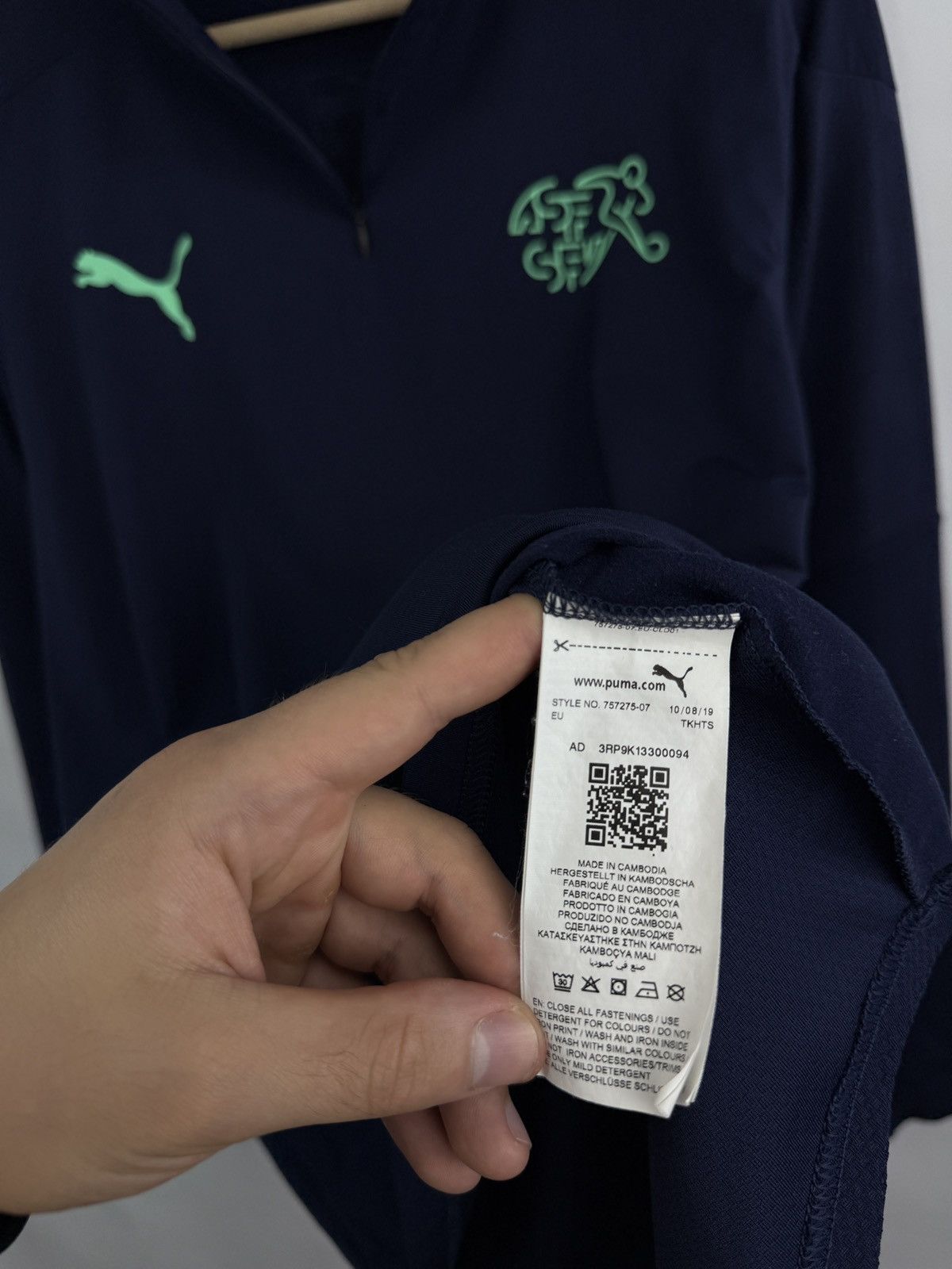 Puma 🇨🇭Y2K Puma Switzerland Suisse Soccer Jersey Long Sleeve Rare Size US M / EU 48-50 / 2 - 10 Thumbnail