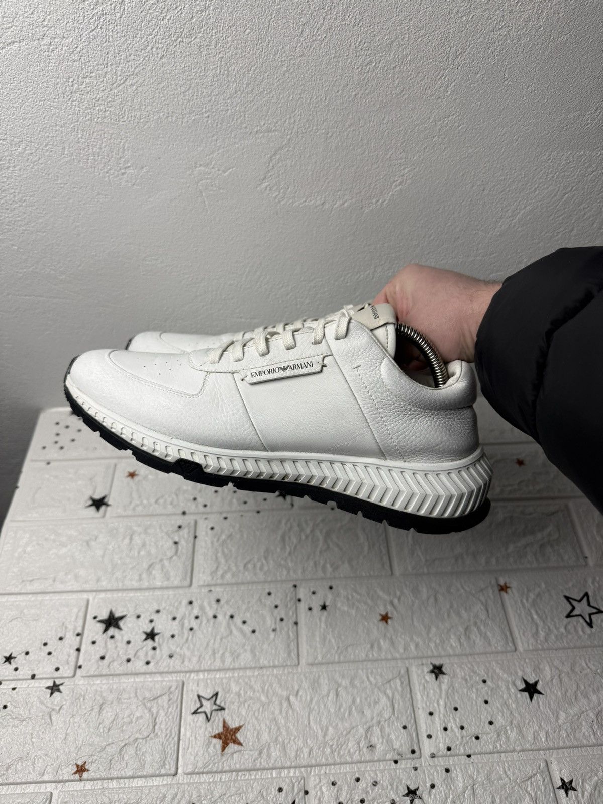 Emporio Armani Emporio Armani Men US9 UK8 EUR42 Sneakers White Leather Size US 9 / EU 42 - 3 Thumbnail