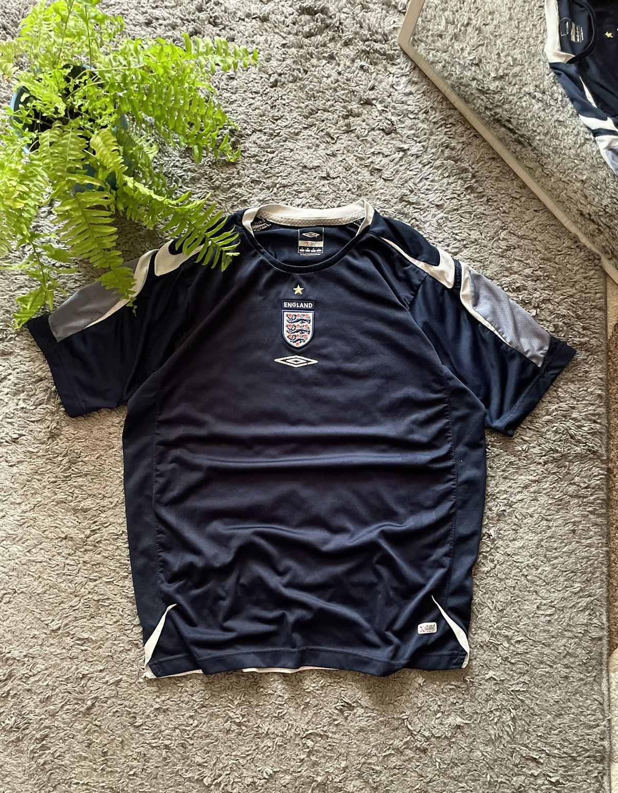 Umbro × Vintage 00s Umbro Soccer Jersey England Logo Rare Streetwear Size US M / EU 48-50 / 2 - 1 Thumbnail