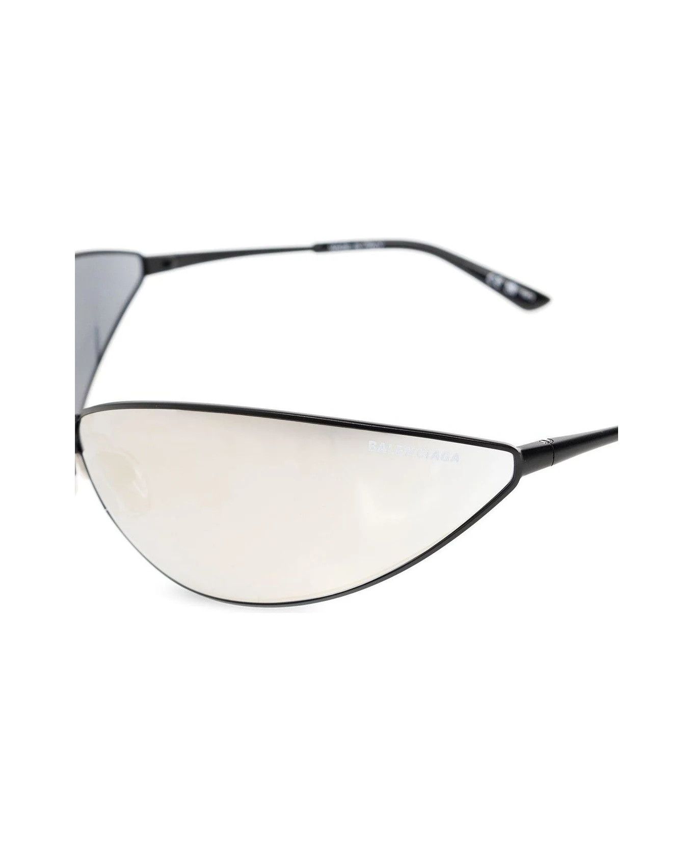 Balenciaga o1tr1nto1125 Size: OS / Razor Cat Mirror Sunglasses Ivory Size ONE SIZE - 3 Thumbnail