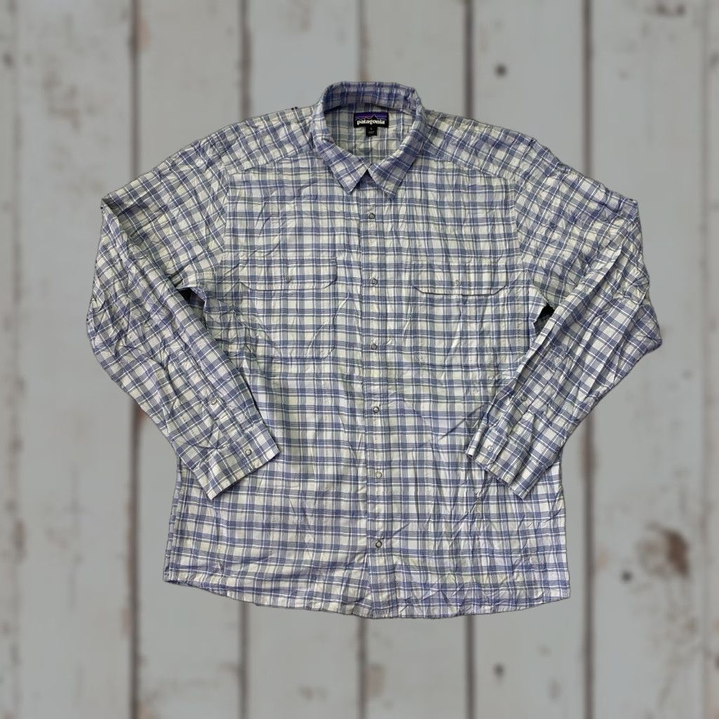 Patagonia Patagonia Shirt Mens Large Blue Plaid Polyester Long Sleeve Button Up Size US L / EU 52-54 / 3 - 1 Thumbnail