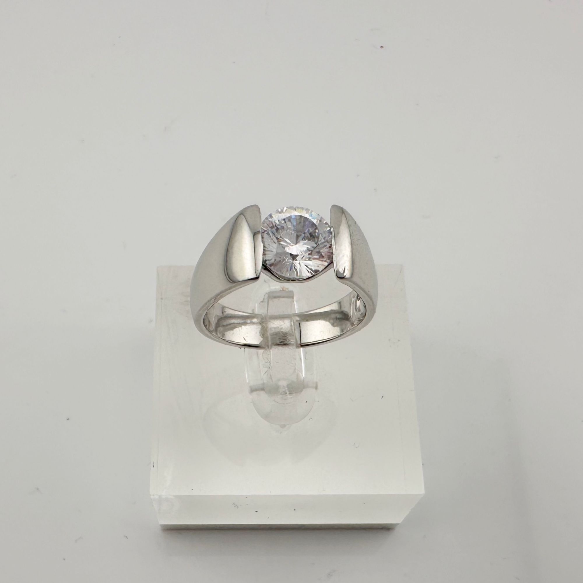 Other Shimmering and Beautiful 2.00 Carat DiamondLite Solitaire Size ONE SIZE - 6 Thumbnail