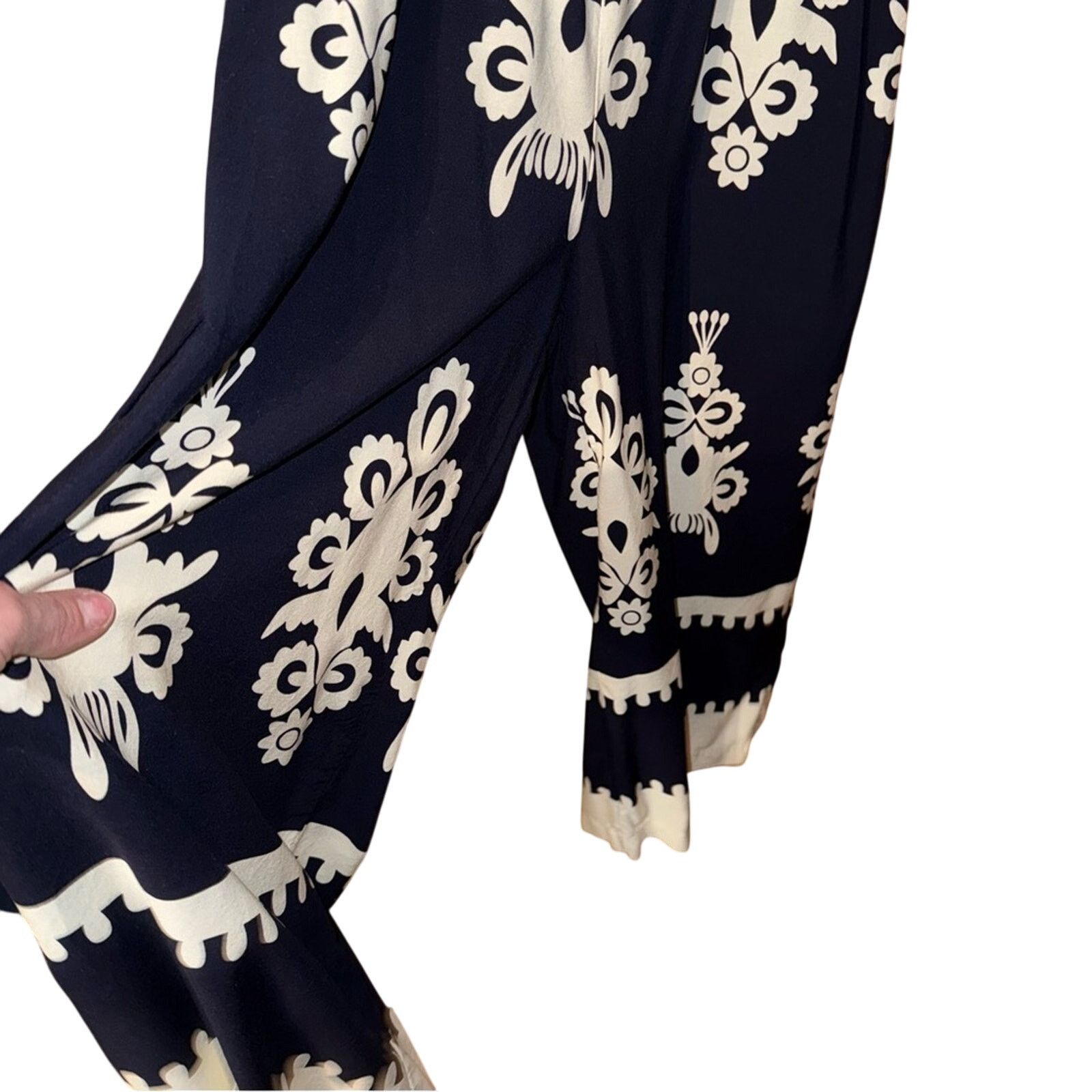 Shein SHEIN Elegant Navy and White Jumpsuit Size L Size 32" / US 10 / IT 46 - 4 Thumbnail