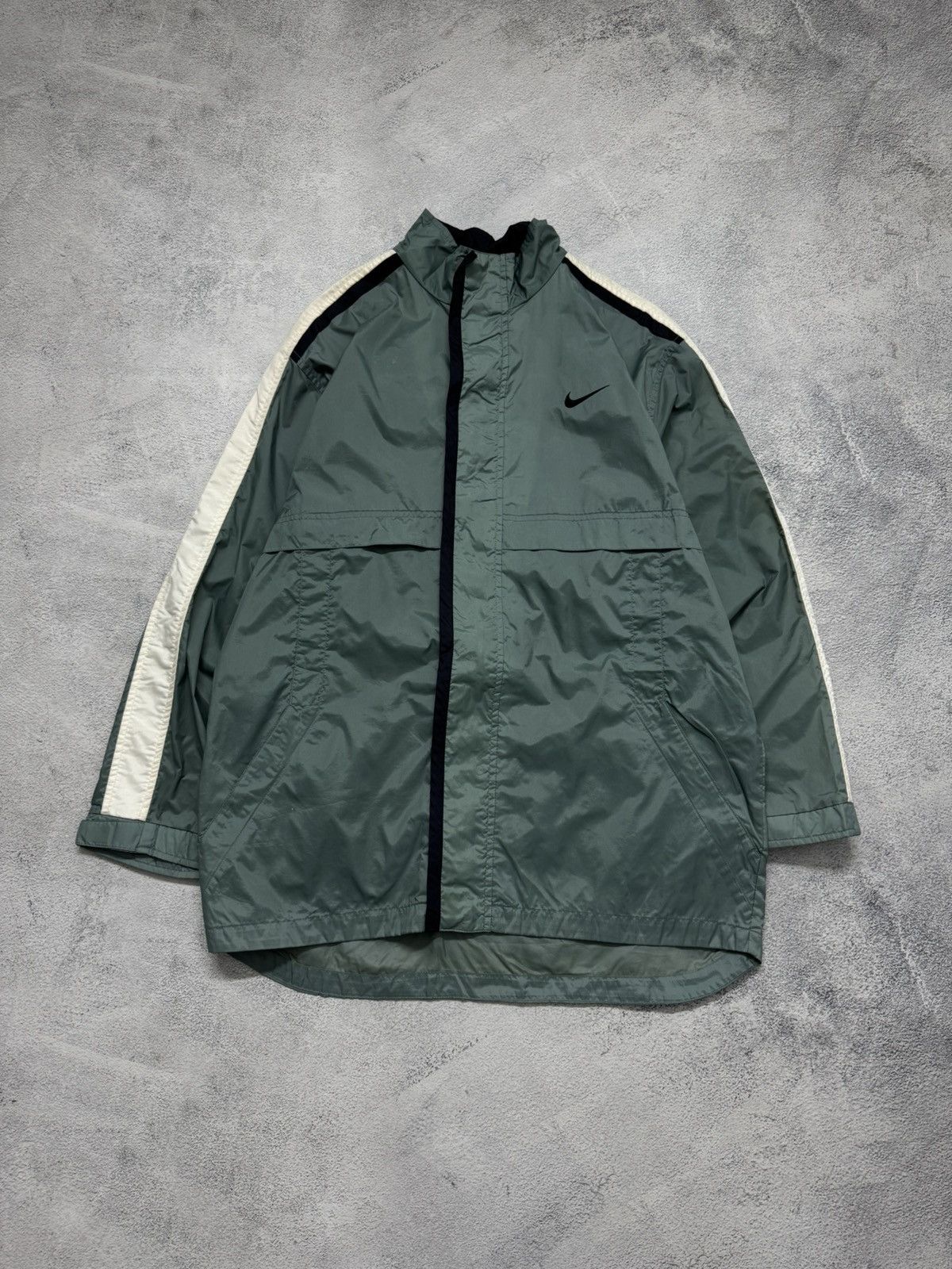 Nike Vintage Y2K Nike Nylon Mini Logo Jacket 00’s Size US S / EU 44-46 / 1 - 1 Thumbnail