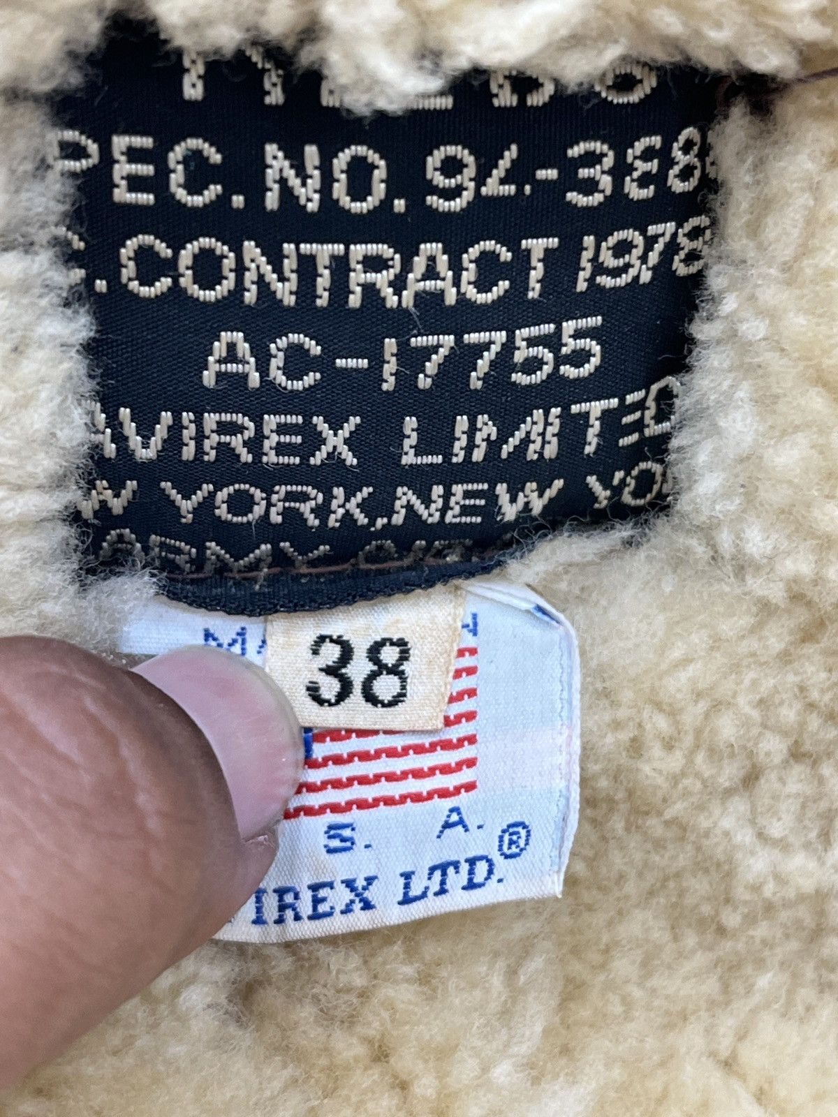 Avirex 🔥🔥🔥STEALS VTG AVIREX B-6 SHEEP SKIN LEATHER JACKET Size US S / EU 44-46 / 1 - 15 Thumbnail