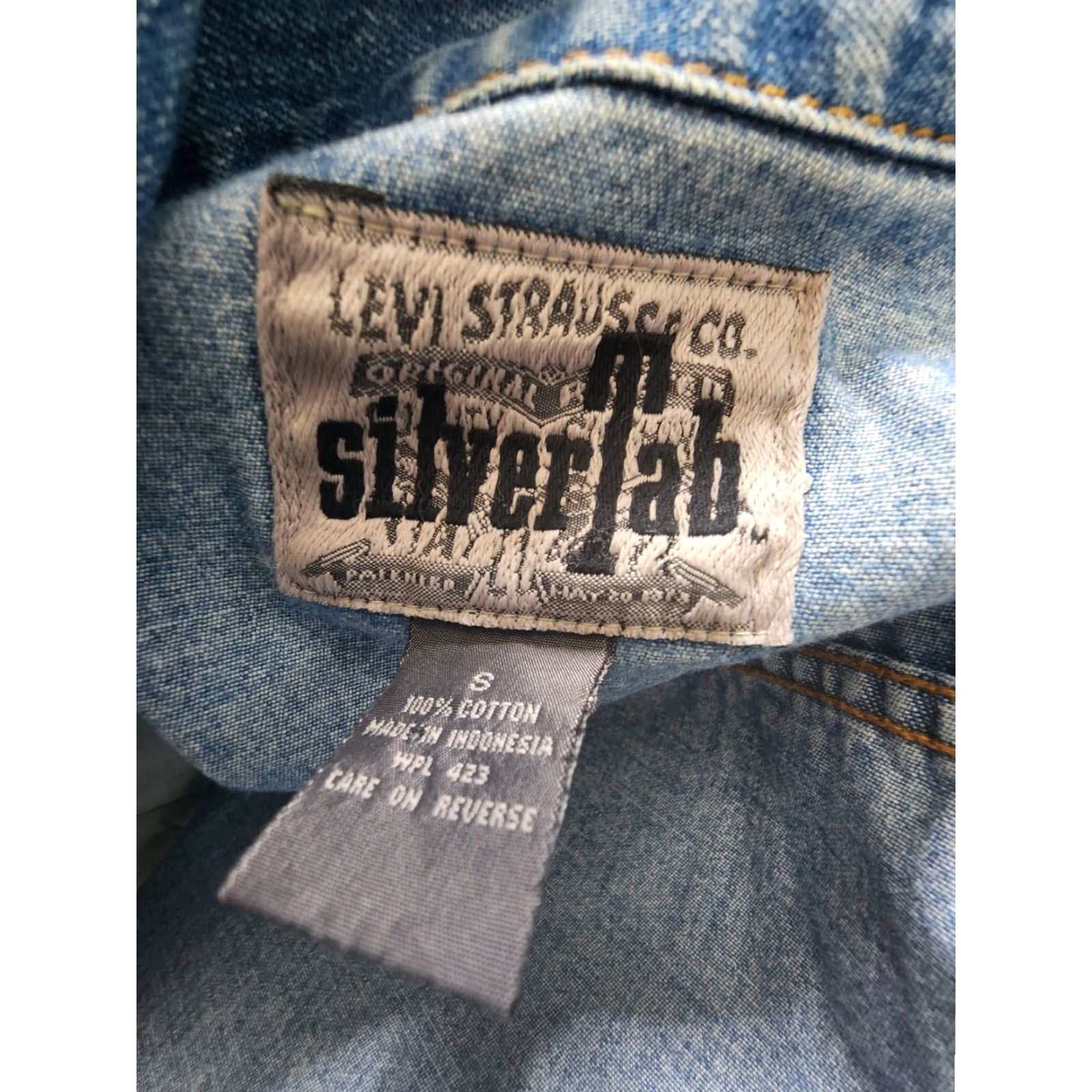 Levi's VINTAGE Levi's Womens S Blue Denim Trucker Long Jacket Silver Tab 90s Size 28" / US 6 / IT 42 - 6 Thumbnail