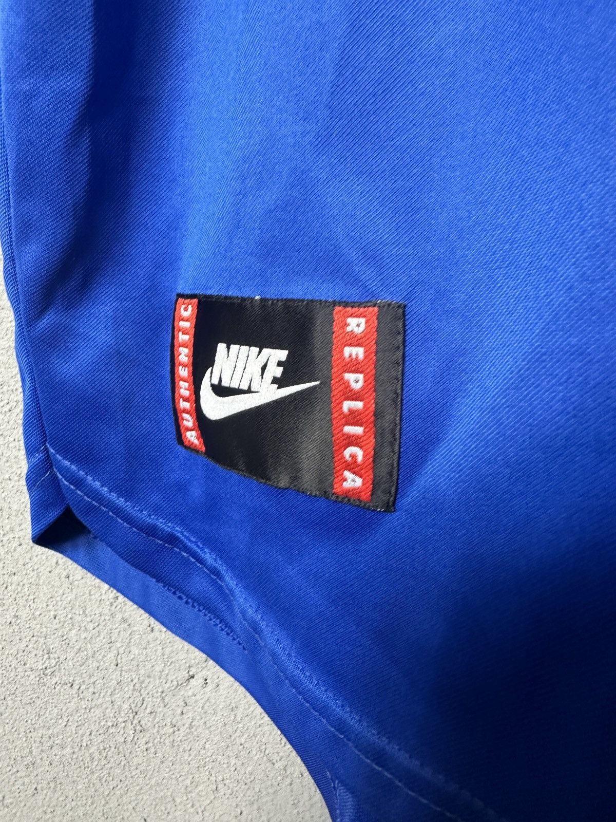 Nike × Vintage Italy Italia 1996-1997 Home Football Shirt Jersey Nike Retro Size US XL / EU 56 / 4 - 2 Thumbnail