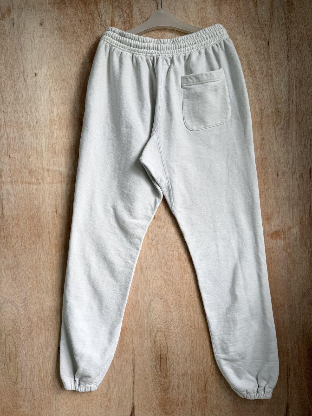 Emotionally Unavailable "EMOTIONALLY UNAVAILABLE" Block Letter Sweatpants Size US 34 / EU 50 - 7 Thumbnail