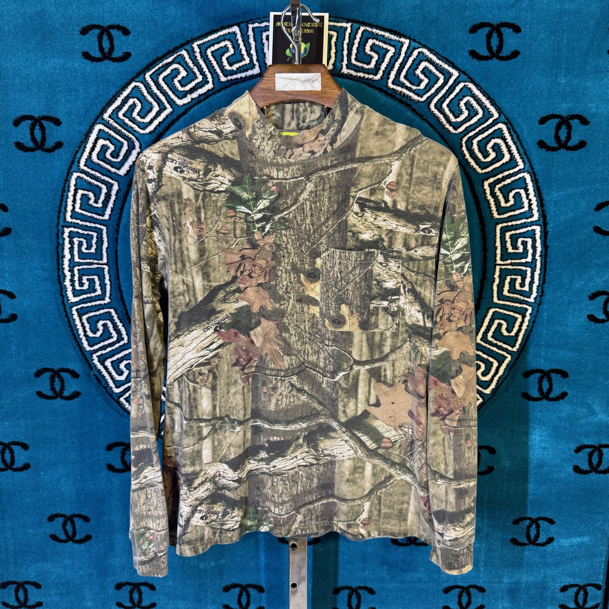 Mossy Oaks MOCK NECK REALTREE MOTIF LONGSLEEVE Size US L / EU 52-54 / 3 - 1 Preview