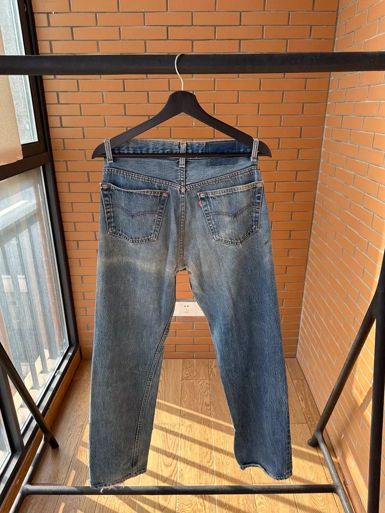 Vintage Vintage 90s Levi's 501 Jeans 2505-Nextarrow Size US 30 / EU 46 - 2 Thumbnail