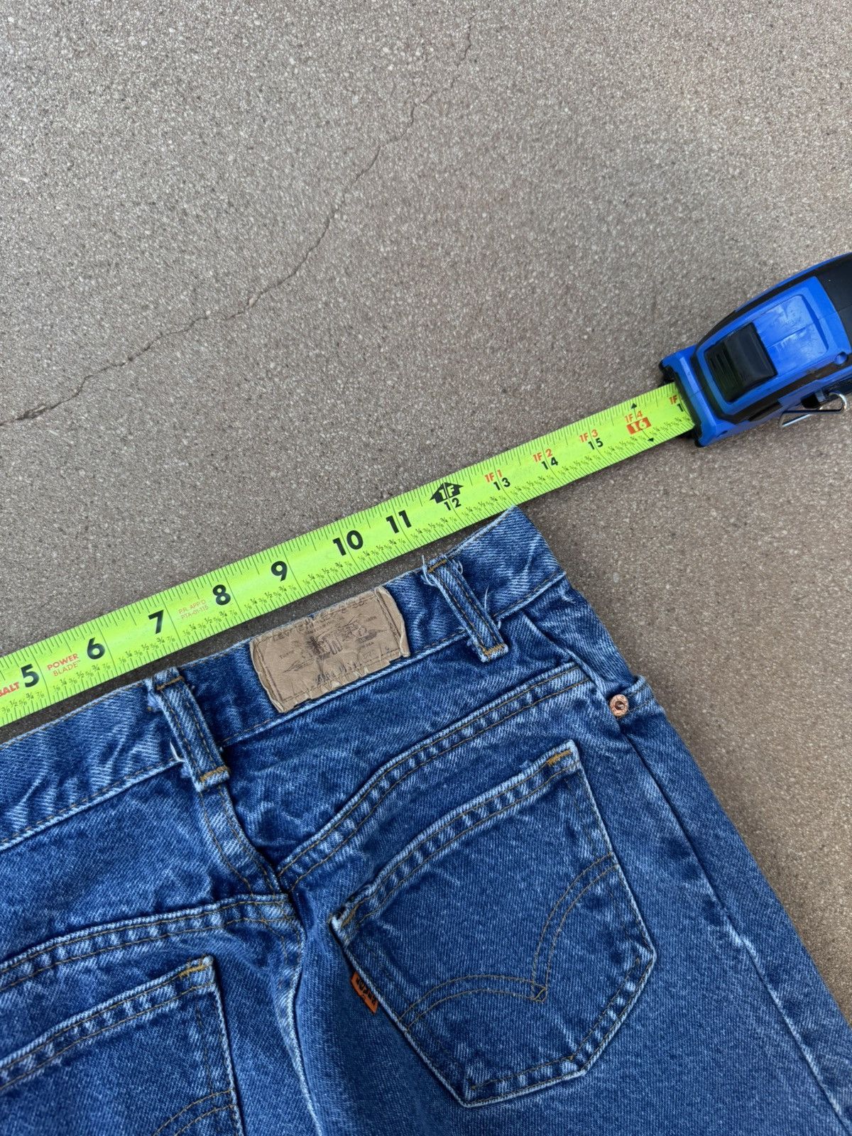 Levi's Vtg 70s Levi’s 26089 Orange Tab Bellbottom Flare Jeans 26x31 Size 26" / US 2 / IT 38 - 9 Thumbnail