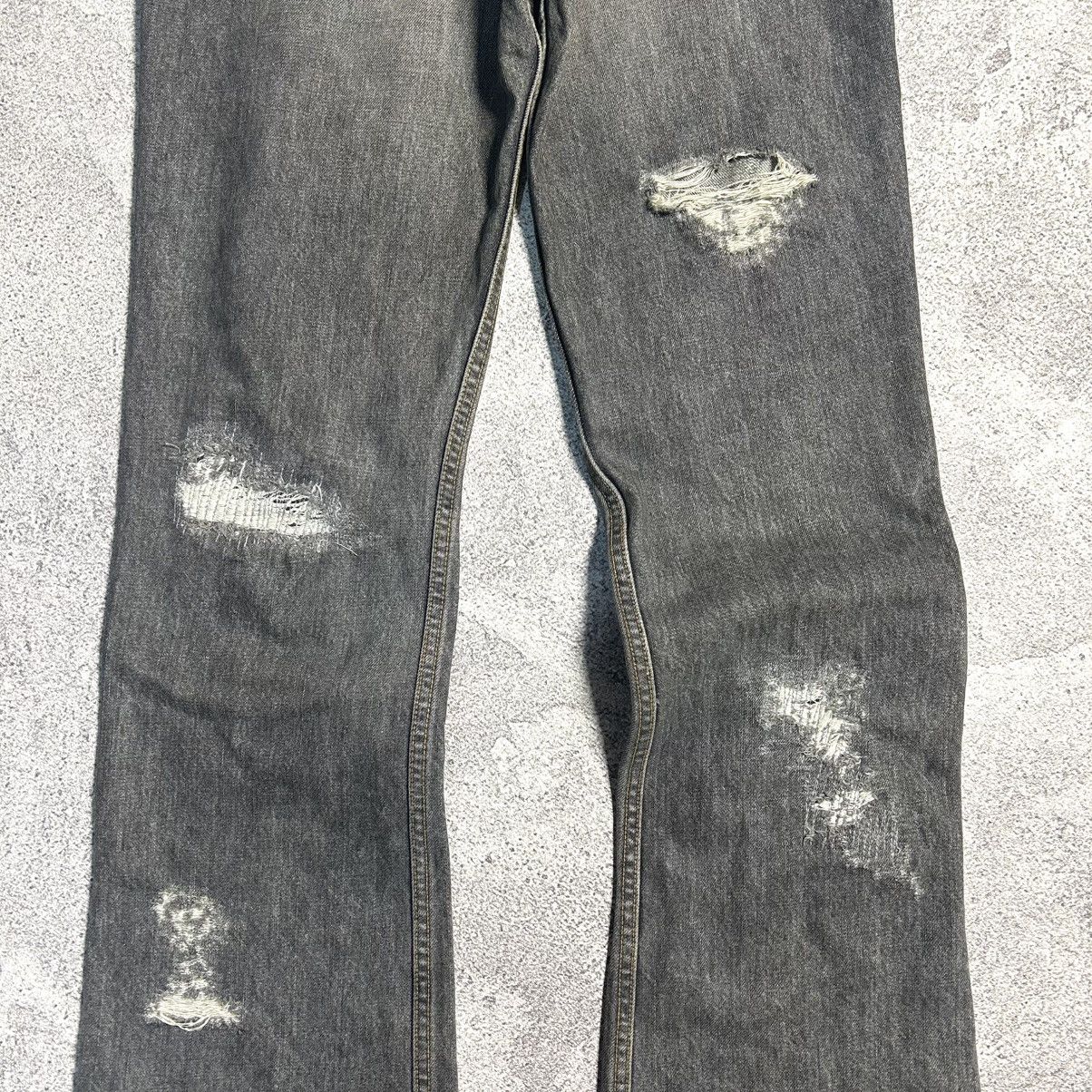 RIPVANWINKLE RIPVANWINKLE Crazy Disstressed Flared Denim Size US 31 - 21 Thumbnail