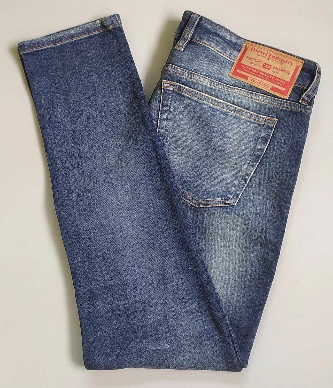 Diesel Diesel 1979 SLEENKER-R L.30 MENS JEANS T/9655 Size US 32 / EU 48 - 12 Thumbnail