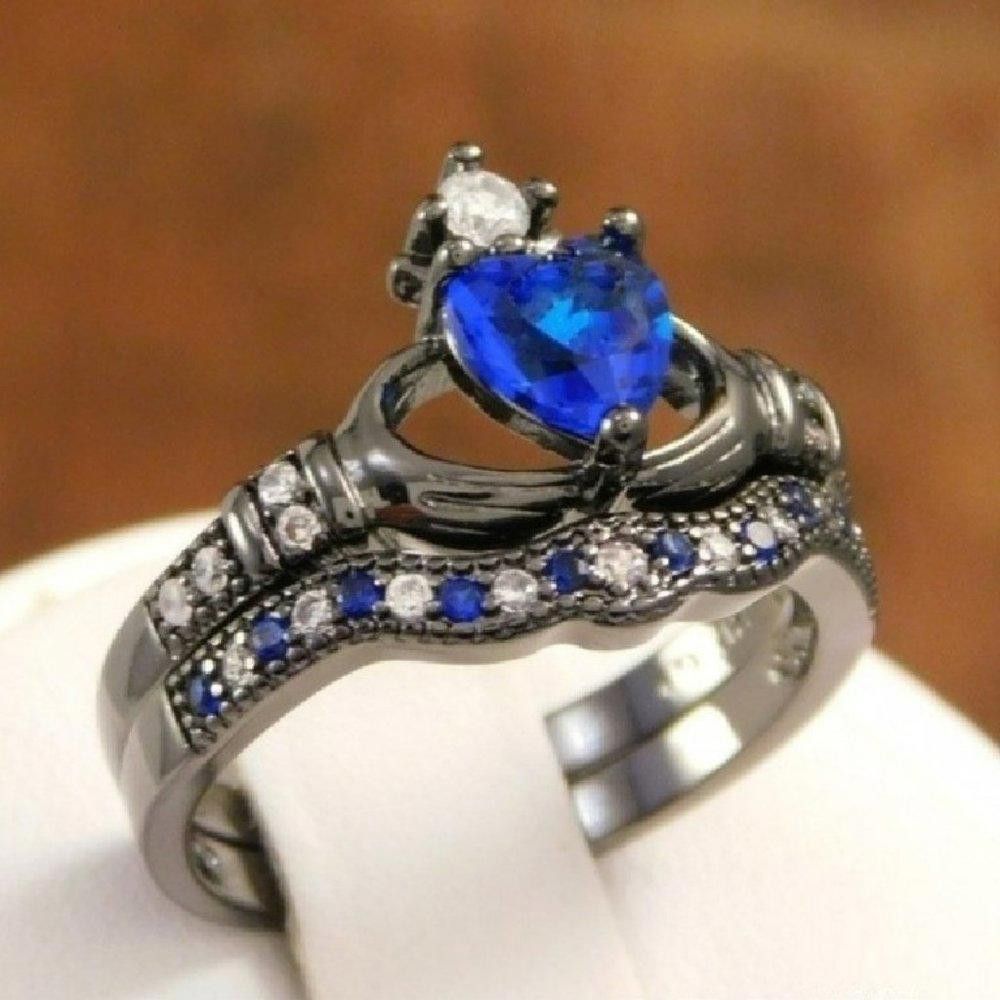 Designer 2pcs Wrapping Hands Blue Heart Black Crown Ring Set - Size 7 Size ONE SIZE - 1 Thumbnail