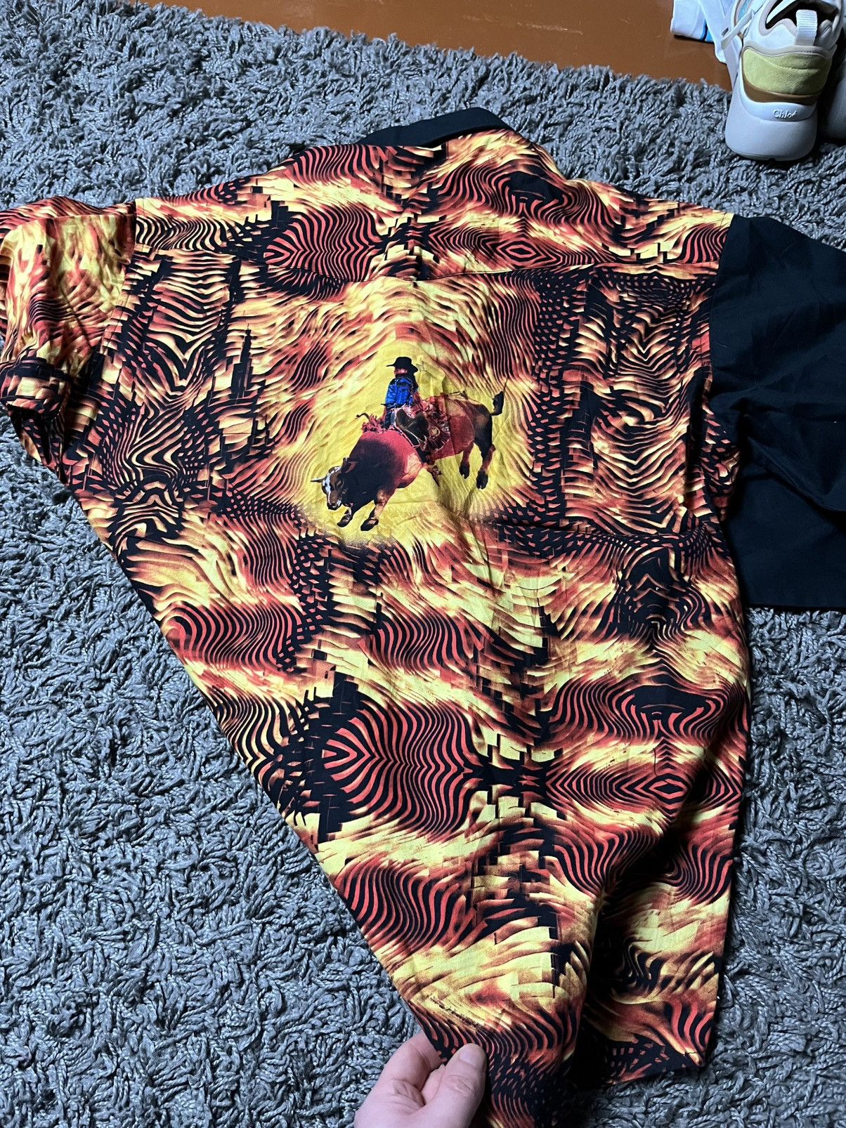 Wrangler RARE Vintage 90s Wrangler Rodeo Bull Graphic Flame Shirt Size US L / EU 52-54 / 3 - 6 Thumbnail