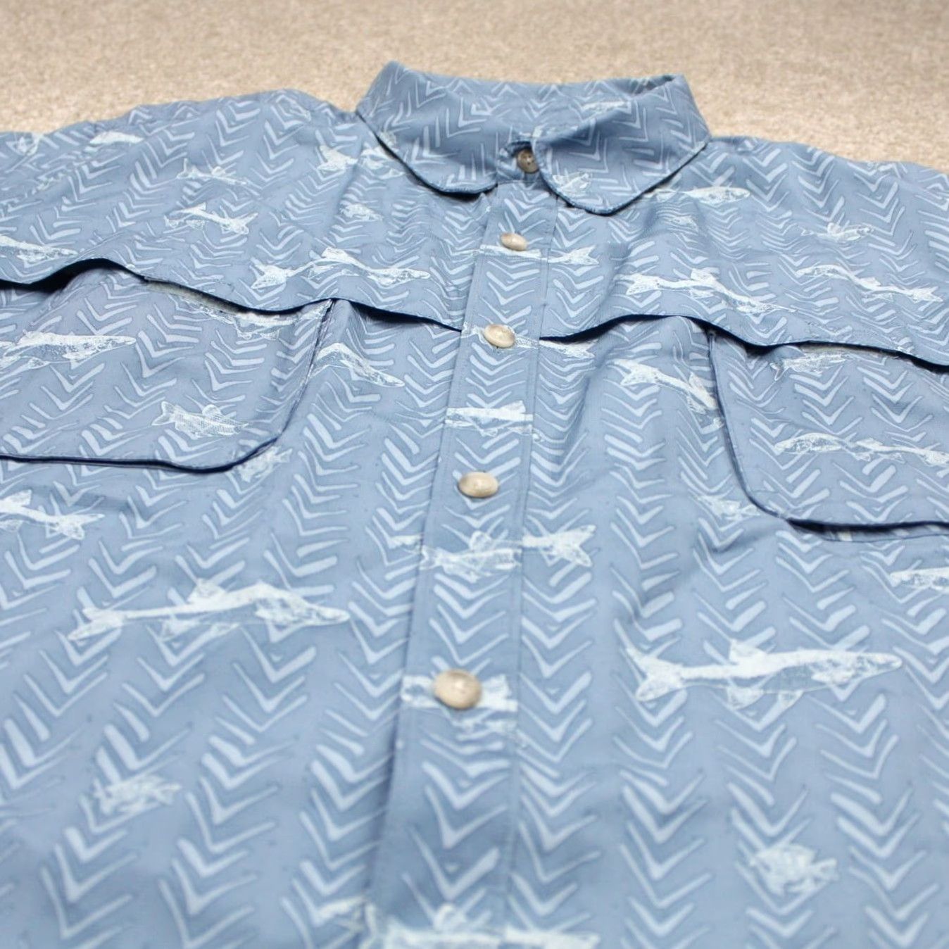 Chaps Chaps AOP Shirt Mens XL Blue Quick Dry Shark Print S/S Snap Collar Shirt Size US XL / EU 56 / 4 - 4 Thumbnail