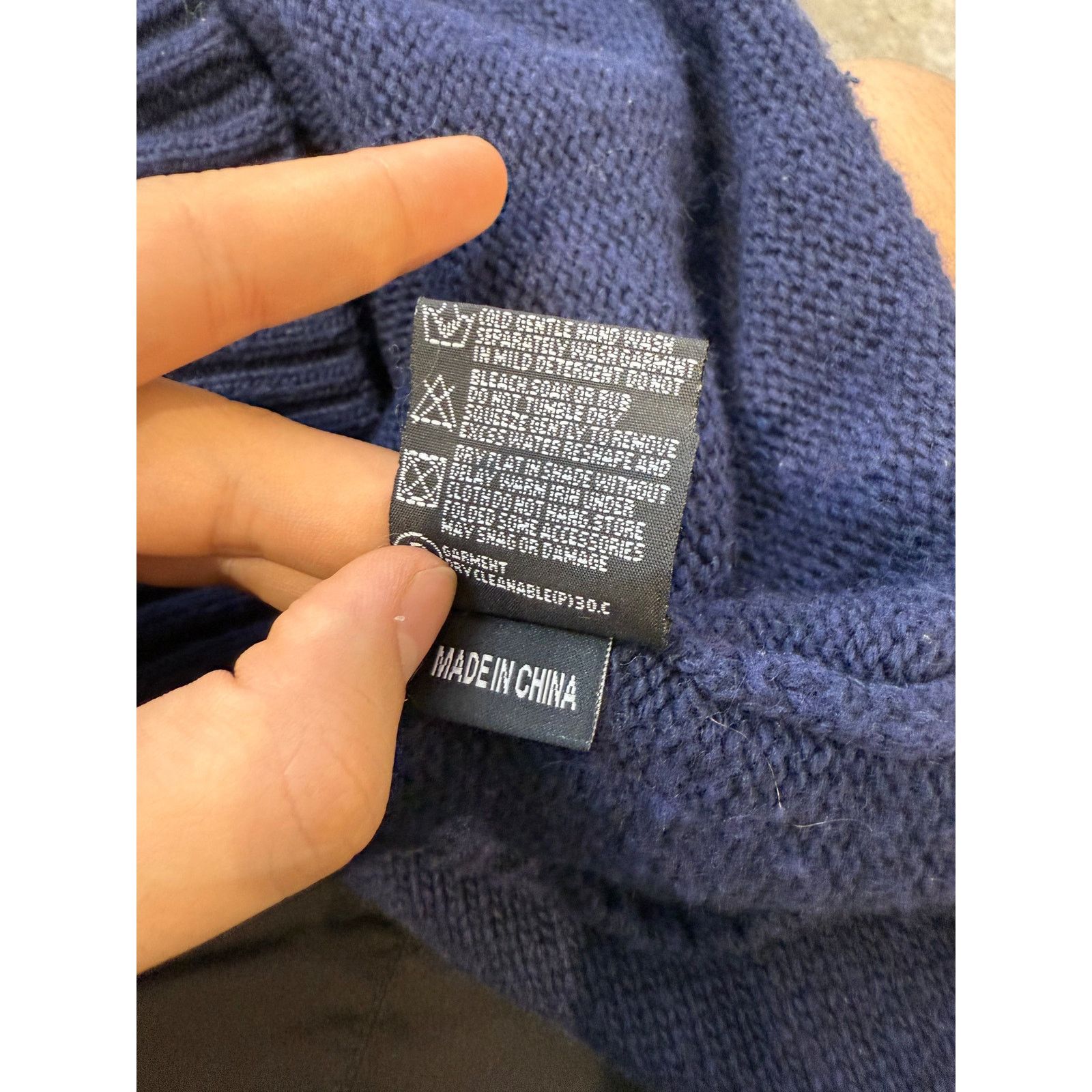 Who Decides War WDW Flag Knitted Crewneck Used Large Size L / US 10 / IT 46 - 4 Thumbnail