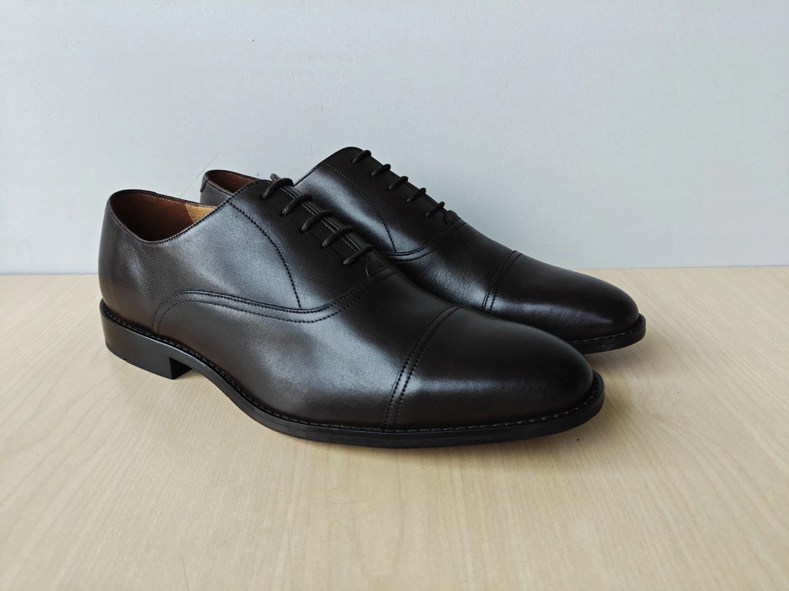 Charles Tyrwhitt Charles Tyrwhitt Men’s Dress Oxford Shoes T / 0035 Size US 11 / EU 44 - 1 Thumbnail