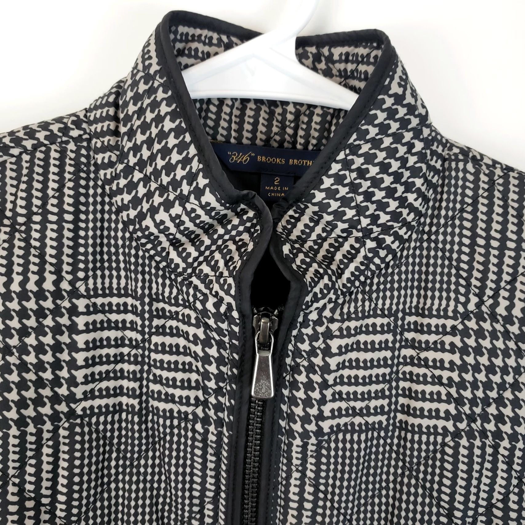 Brooks Brothers Brooks Brothers Jacket Womens 2 Black Full Zip Vest Button Pockets Logo Ladies Size XS / US 0-2 / IT 36-38 - 4 Thumbnail