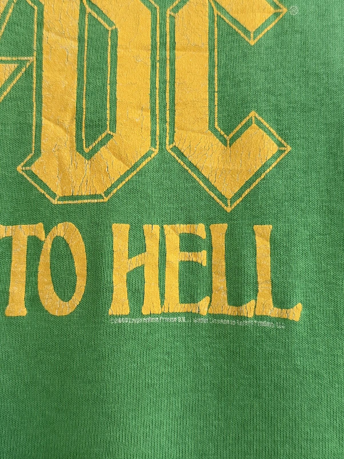 Band Tees Thrashed Vintage Acdc Highway To Hell Rare Colour Faded Tee Size US L / EU 52-54 / 3 - 4 Thumbnail