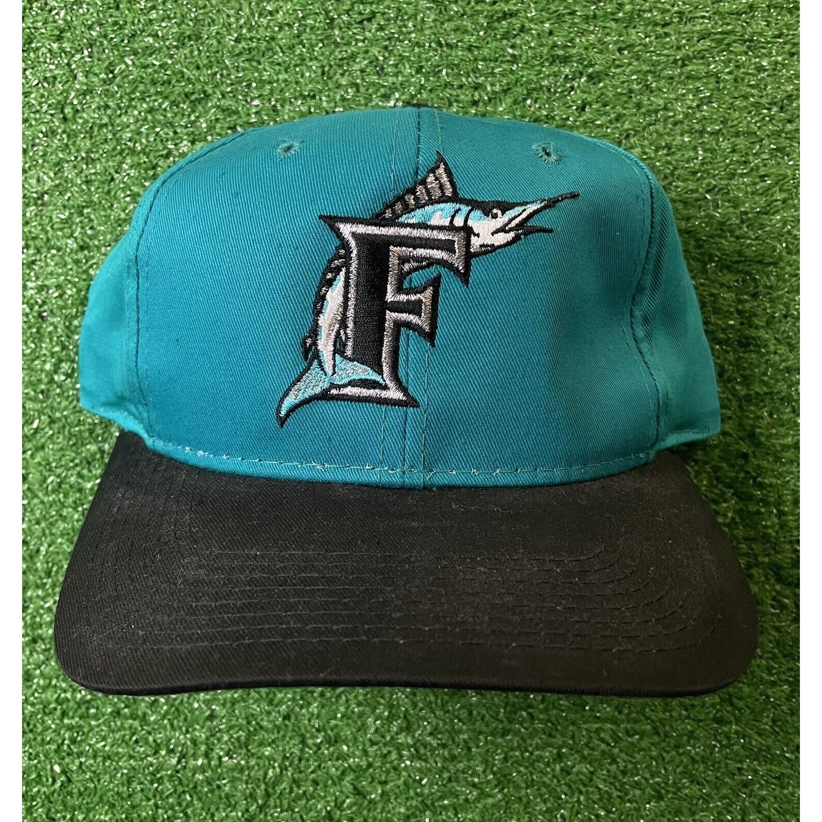 MLB NWOT Vintage 90s Florida Marlins Snapback Hat Teal Black USA Size ONE SIZE - 1 Thumbnail