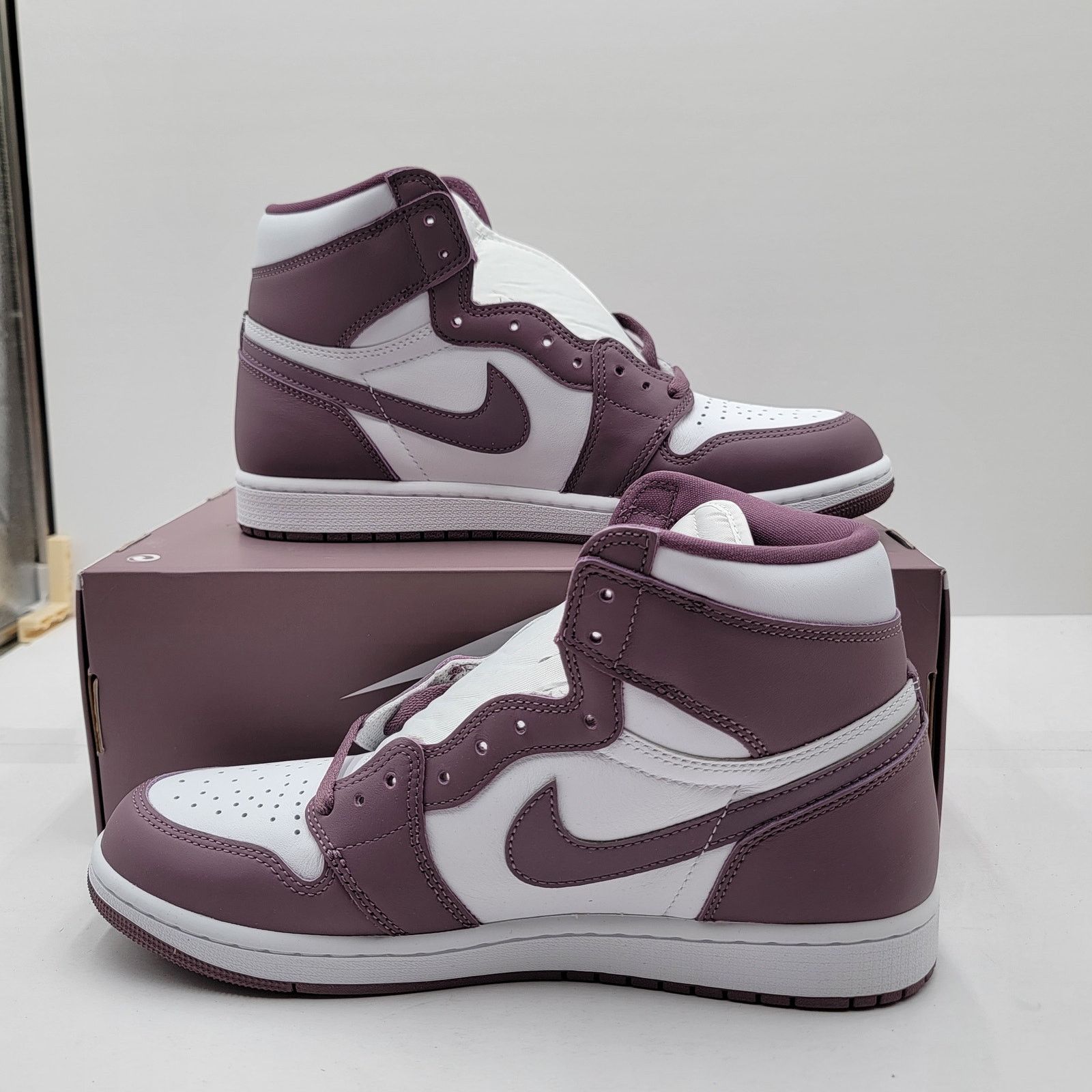 Nike Nike Air Jordan 1 Retro High OG Mauve - Men's Size 10 Size US 10 / EU 43 - 2 Thumbnail