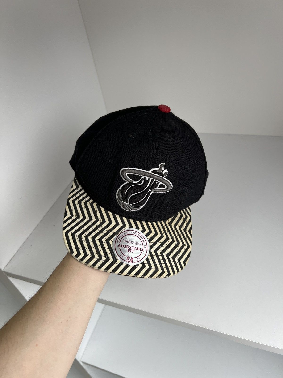 NBA × Vintage Vintage Mitchell Ness cap Size ONE SIZE - 1 Thumbnail