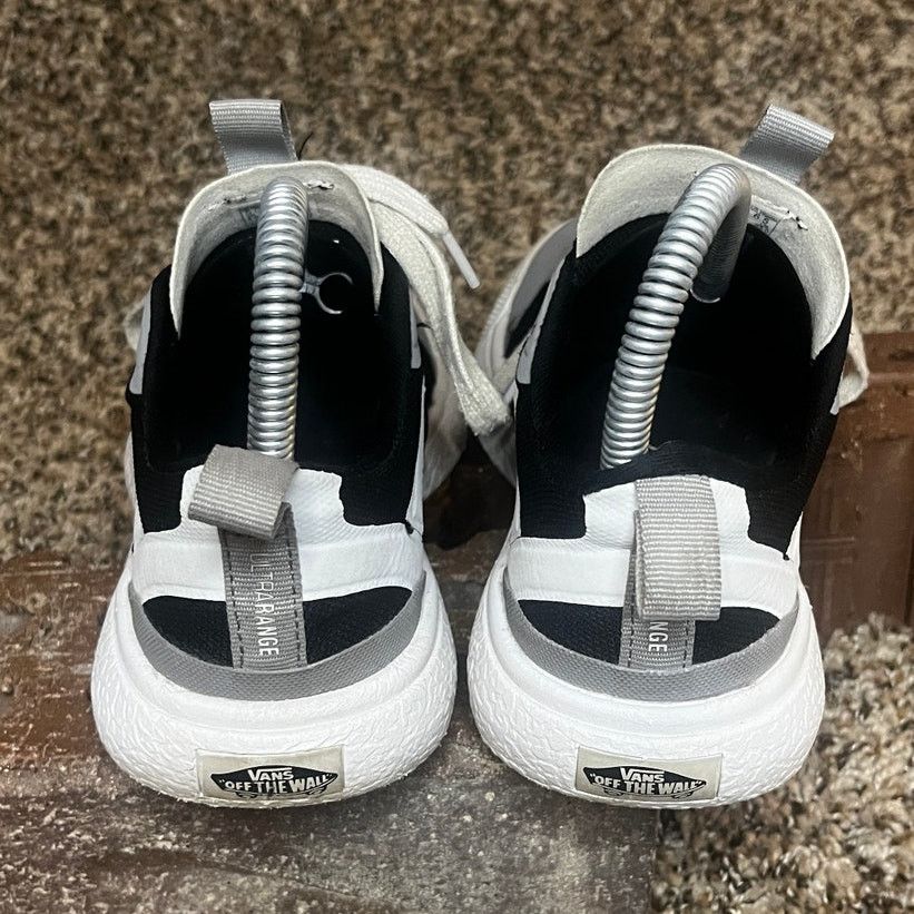 Vans Vans UltraRange EXO Sneakers Gray/Black Unisex Size M5/W6.5 Size US 5 / EU 37 - 6 Thumbnail