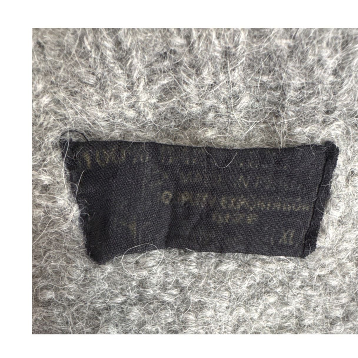Vintage Peruvian Alpaca V neck Sweater gray faux button down pockets Size M / US 6-8 / IT 42-44 - 12 Thumbnail