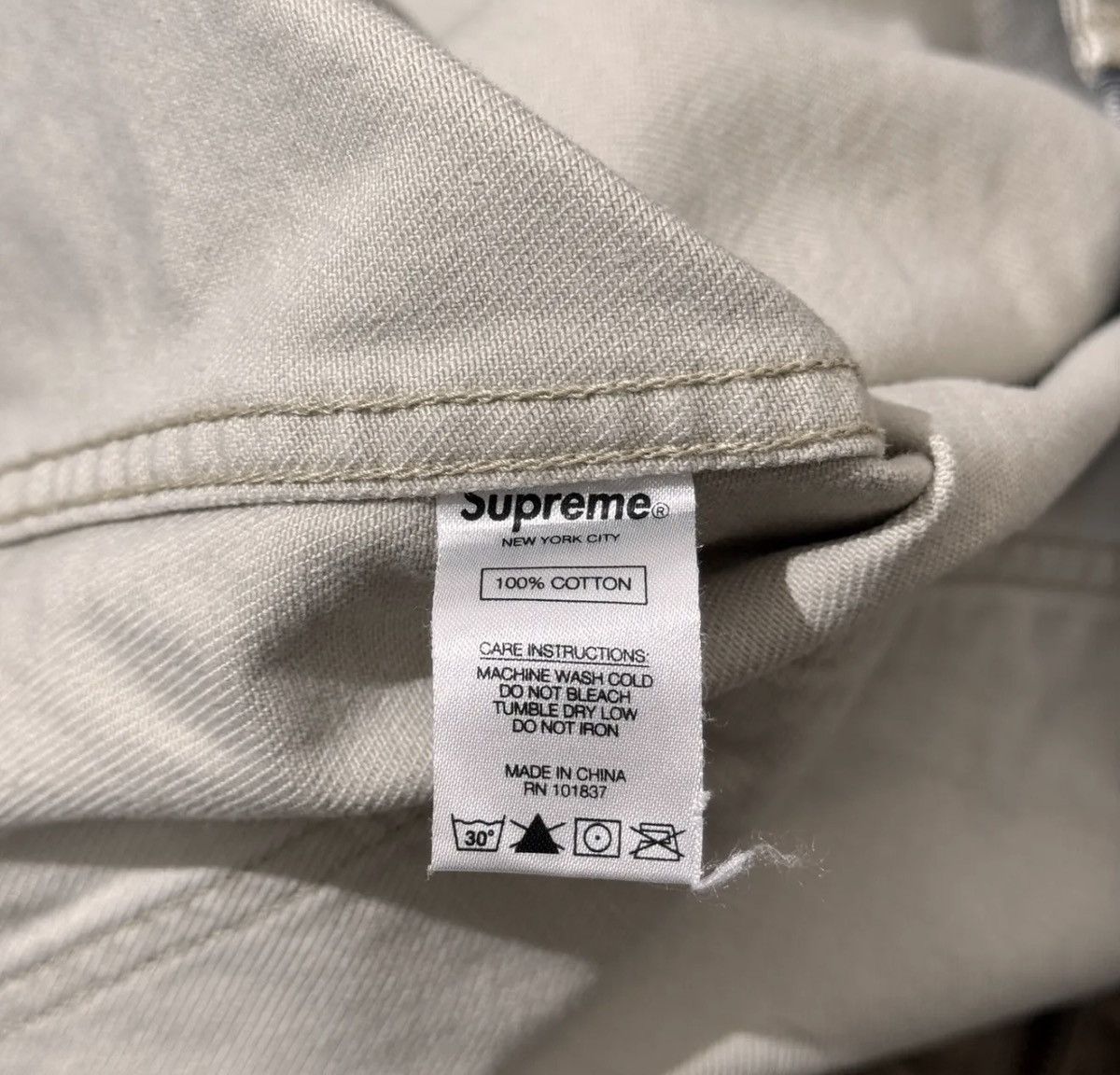 Supreme Supreme is love denim trucker work Jacket Size US L / EU 52-54 / 3 - 5 Thumbnail