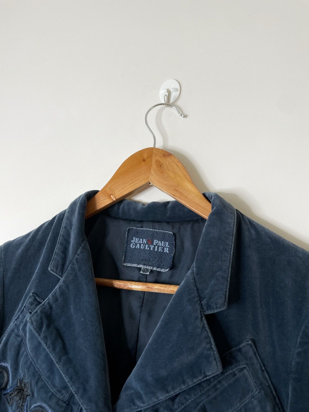 Jean Paul Gaultier Jean Paul Gaultier Velour Blue Flowers Gold Buttons Blazer Size M / US 6-8 / IT 42-44 - 4 Thumbnail