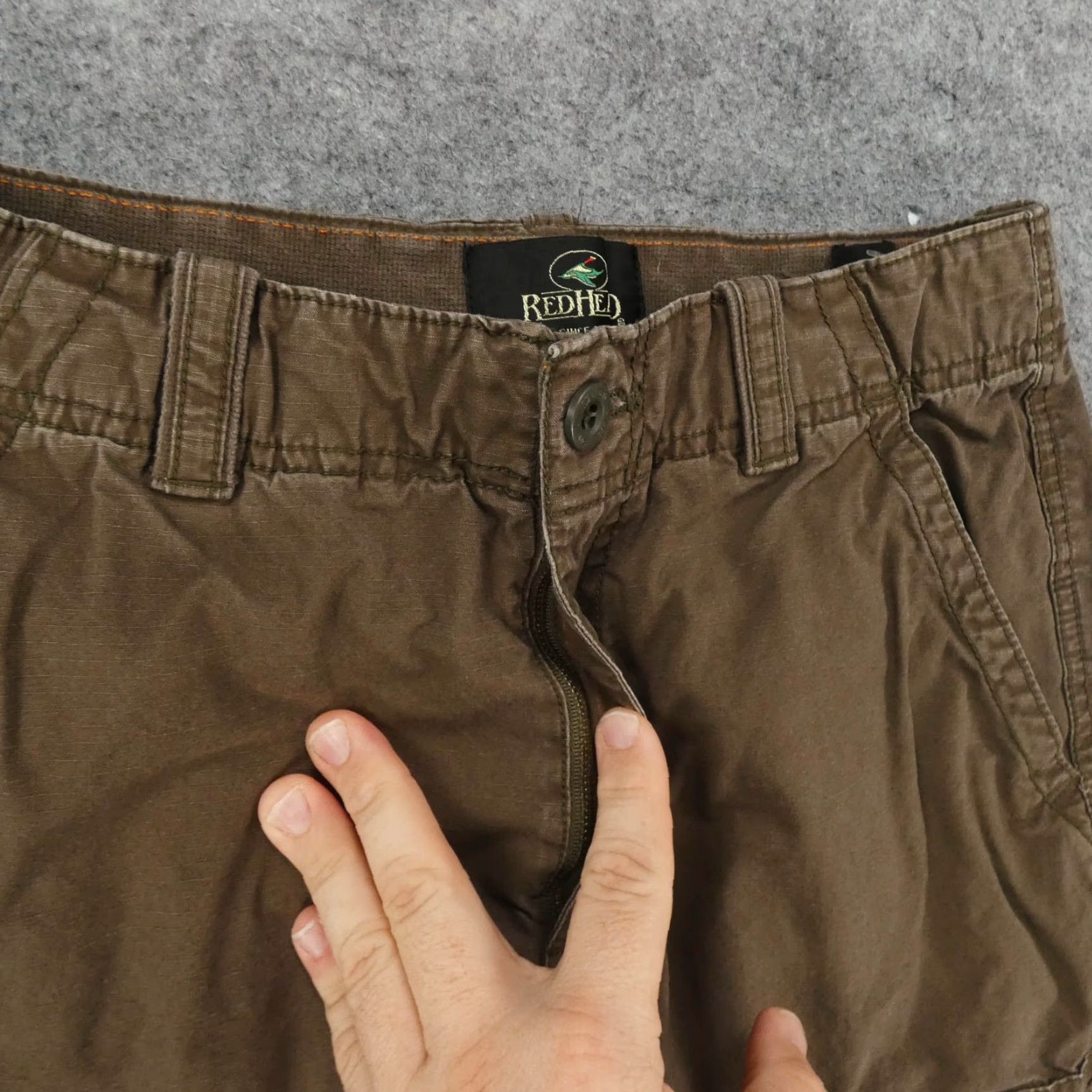 Vintage RedHead Cargo Shorts Mens 30 Brown Flat Front Casual Outdoors 30 Size US 30 / EU 46 - 6 Thumbnail