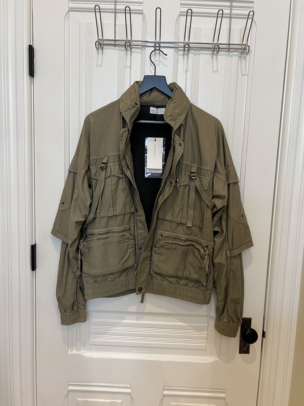 John Elliott John Elliott Back Sateen Canopy Bomber Size US M / EU 48-50 / 2 - 1 Thumbnail