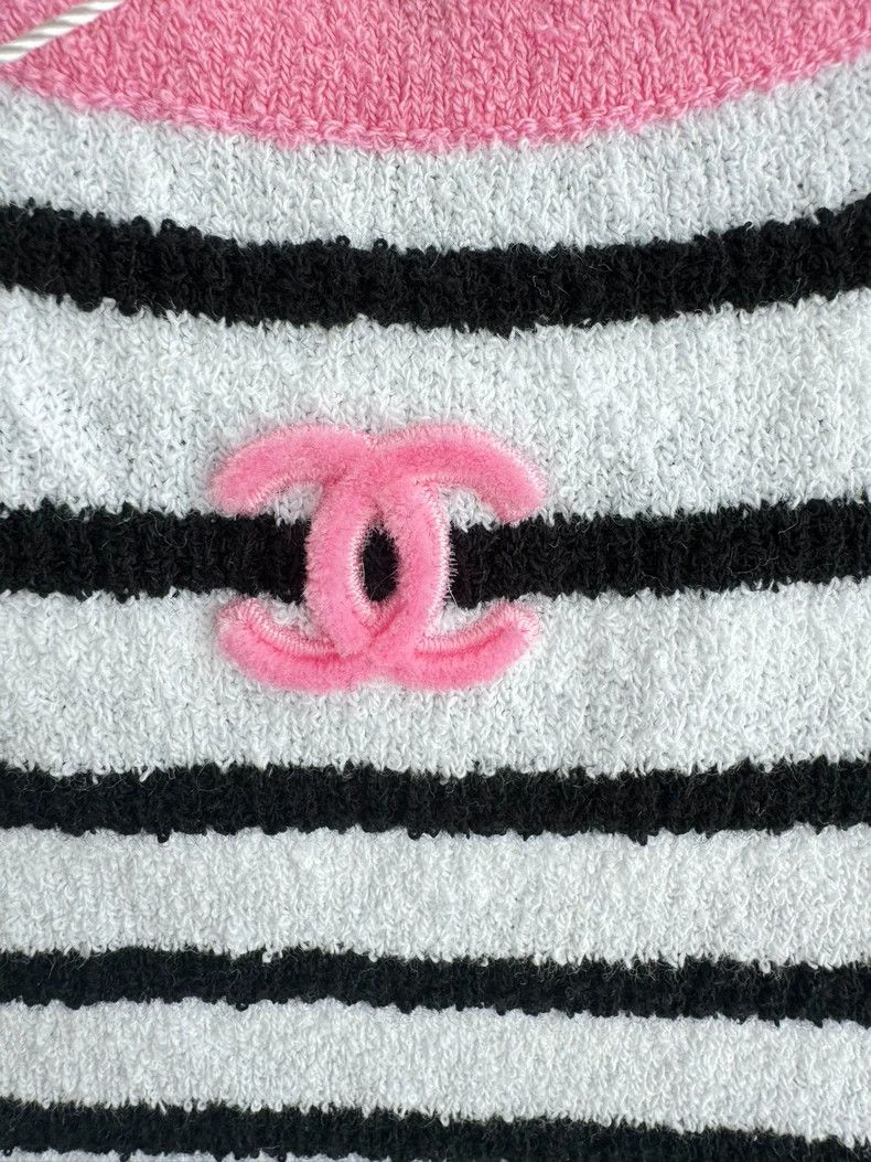 Chanel Chanel 24s new pink striped short-sleeved T-shirt Nextarrow Size XXS / US 00 / IT 34 - 5 Thumbnail