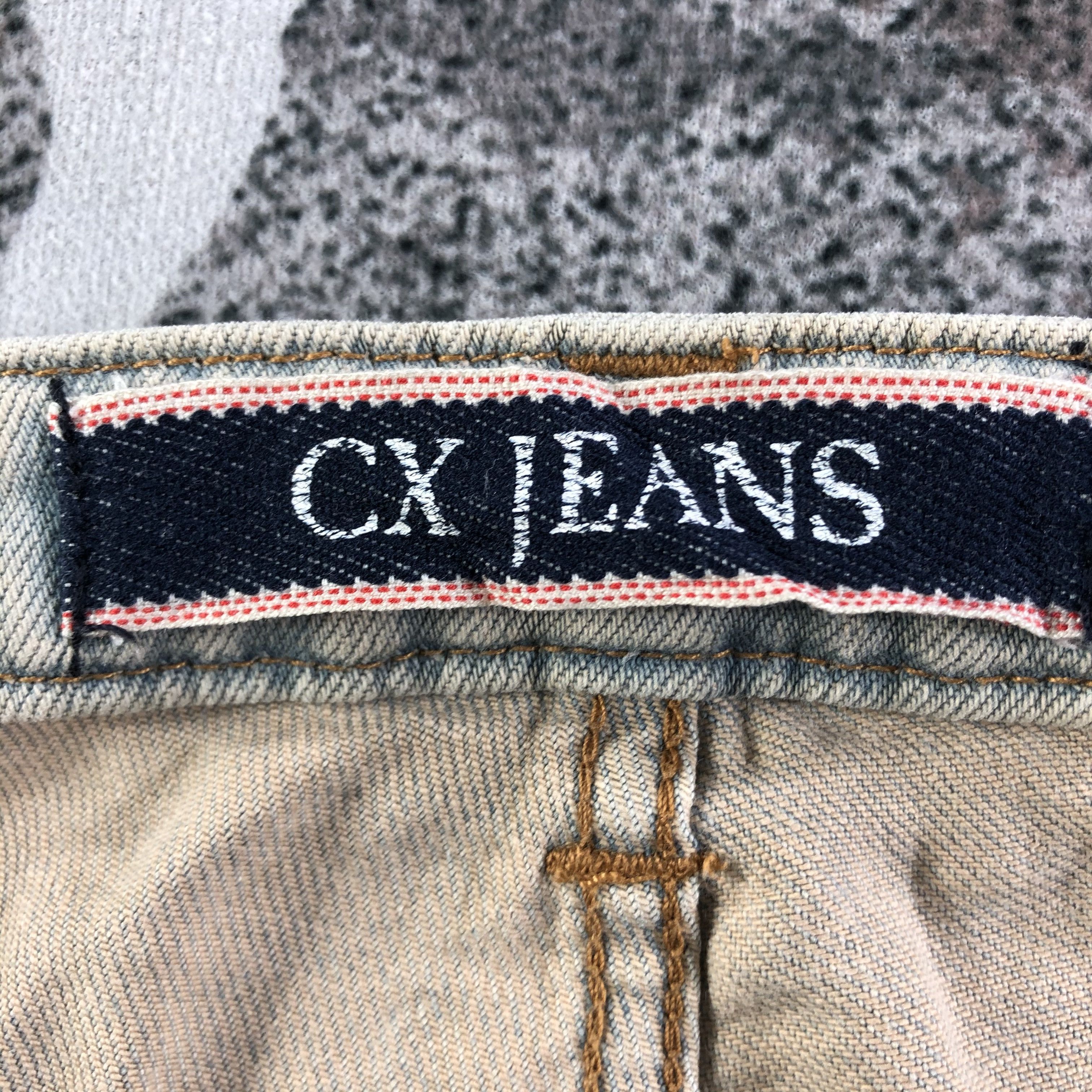 Japanese Brand Vintage Japanese Brand Flared Jeans KJ2076 Size 29" - 8 Thumbnail