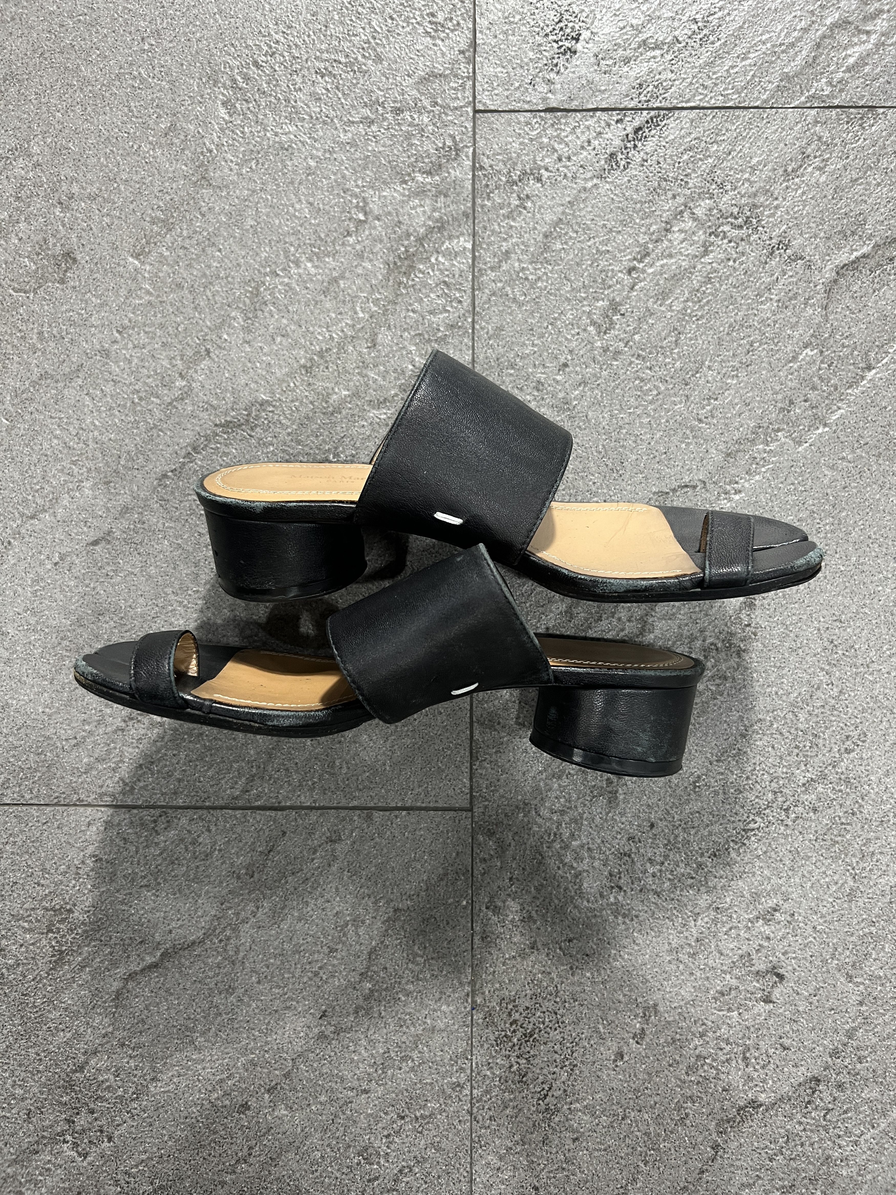 Maison Margiela Maison Margiela 22 Black Tabi Mule Sandals Low Heel EU36 Size US 6 / IT 36 - 3 Thumbnail