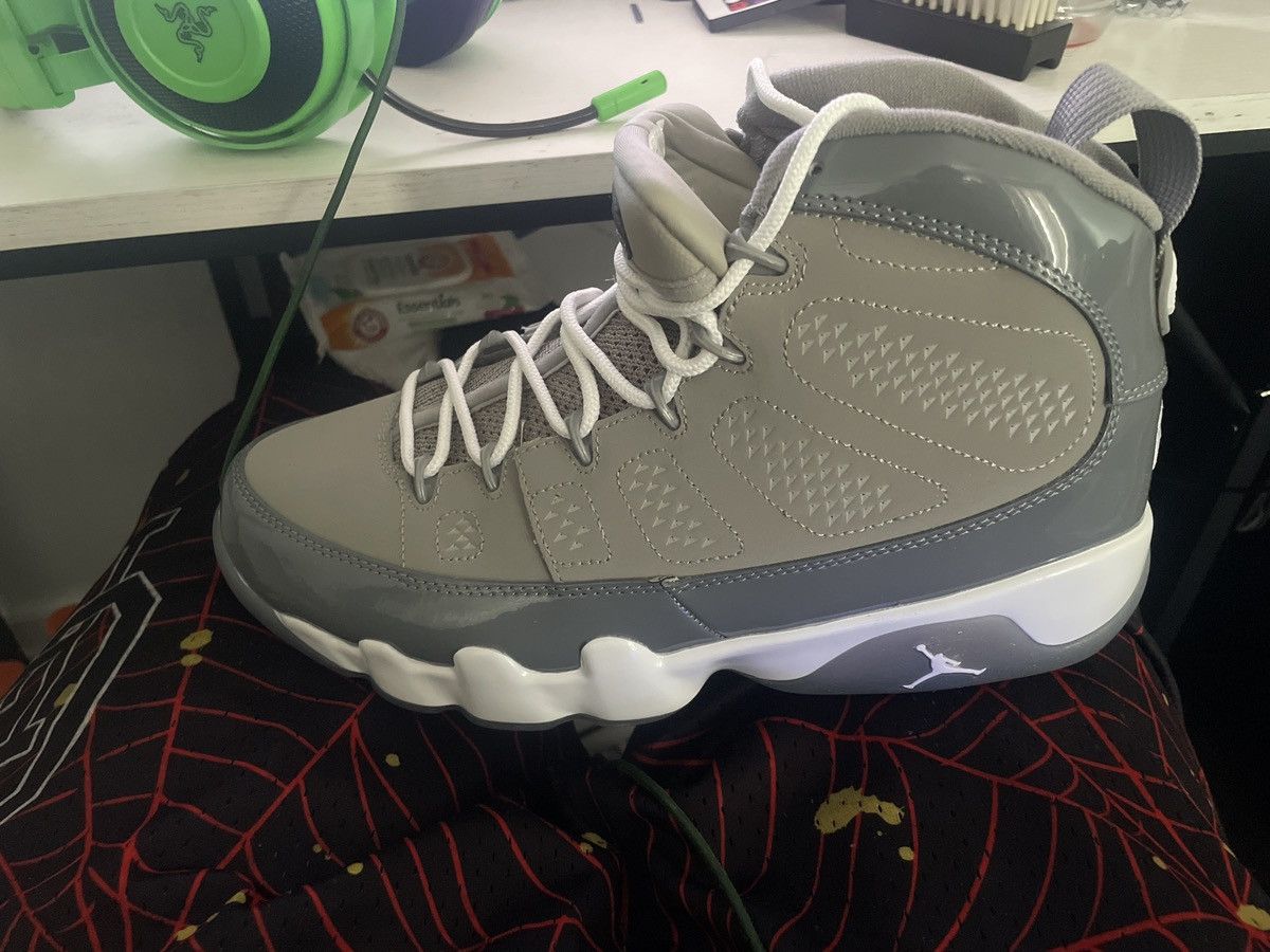 Jordan Brand × Nike Cool grey 9s Size US 9 / EU 42 - 2 Thumbnail