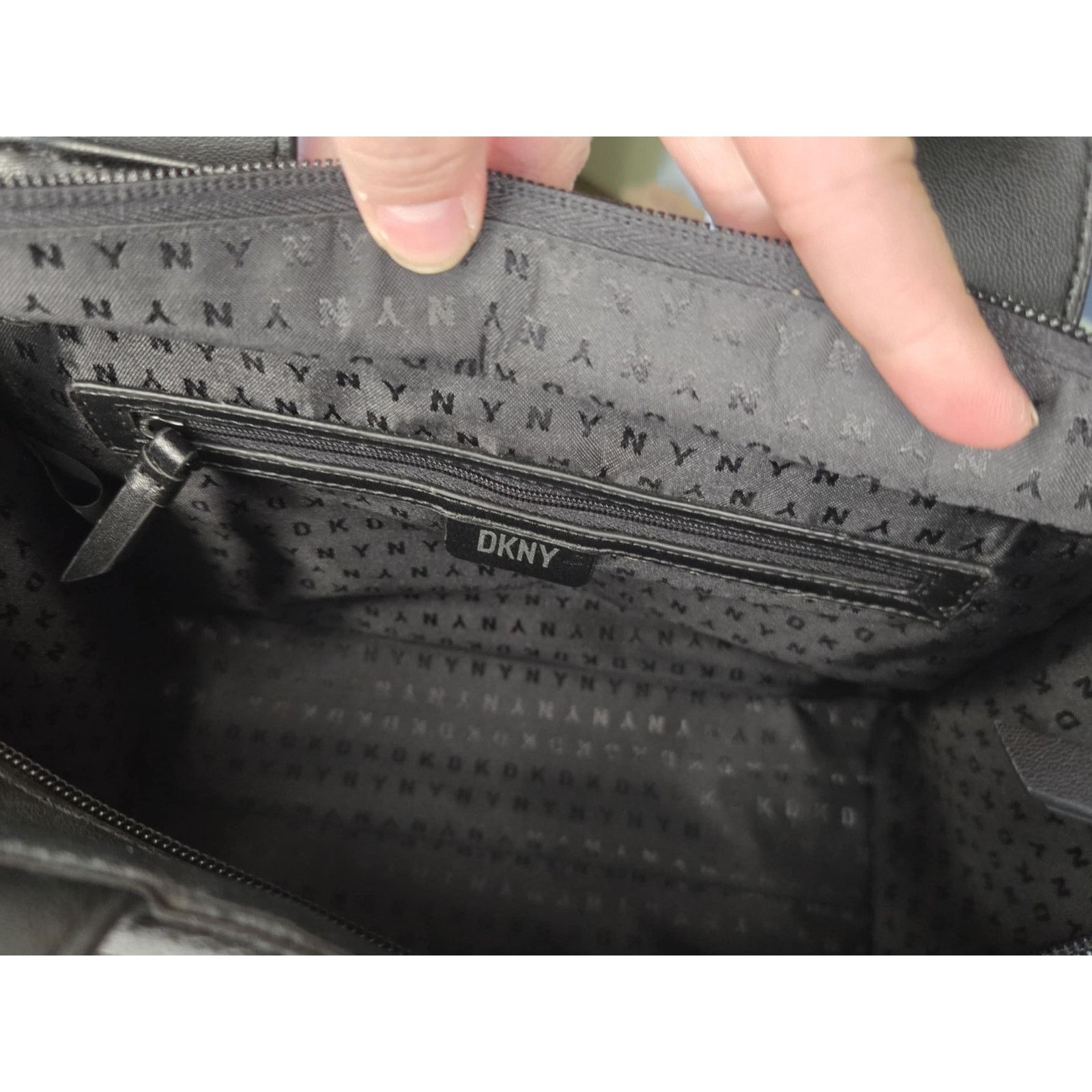 DKNY DKNY all black mini tote bag Cassandra Size ONE SIZE - 3 Thumbnail