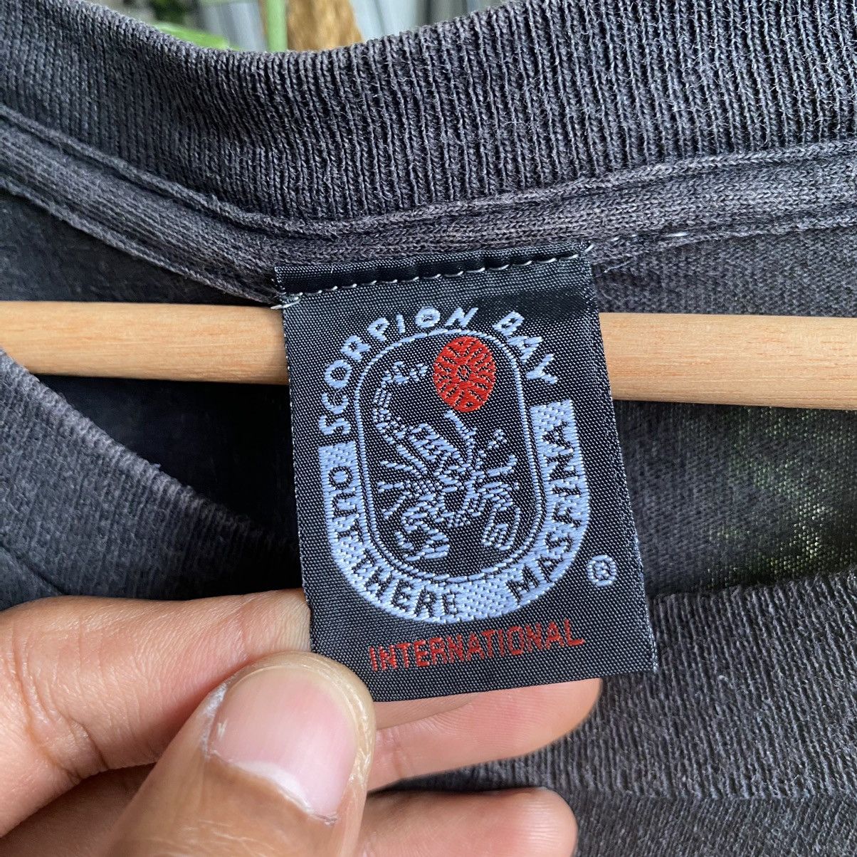 Vintage Thrashed Faded Vintage 90s Scorpion Bay Surfboard ERD GRUNGE Size US XL / EU 56 / 4 - 8 Thumbnail