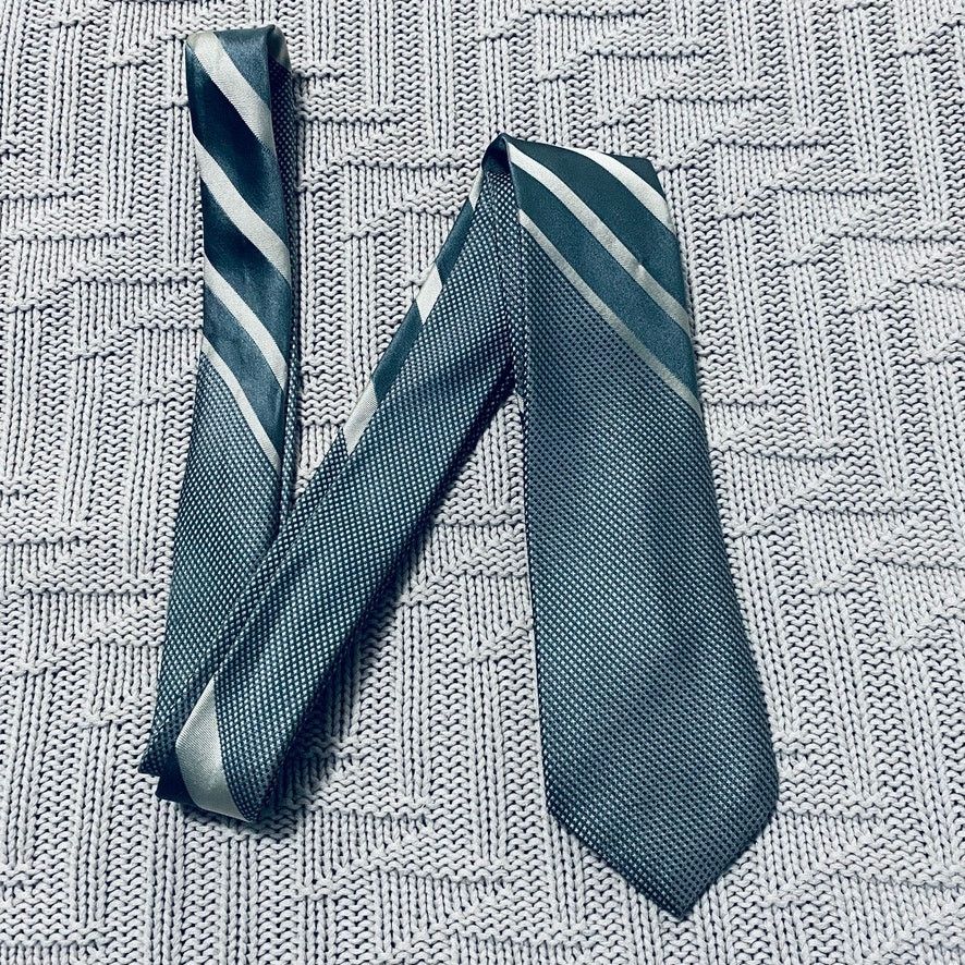 Ohrbach's silver gray striped silk skinny tie