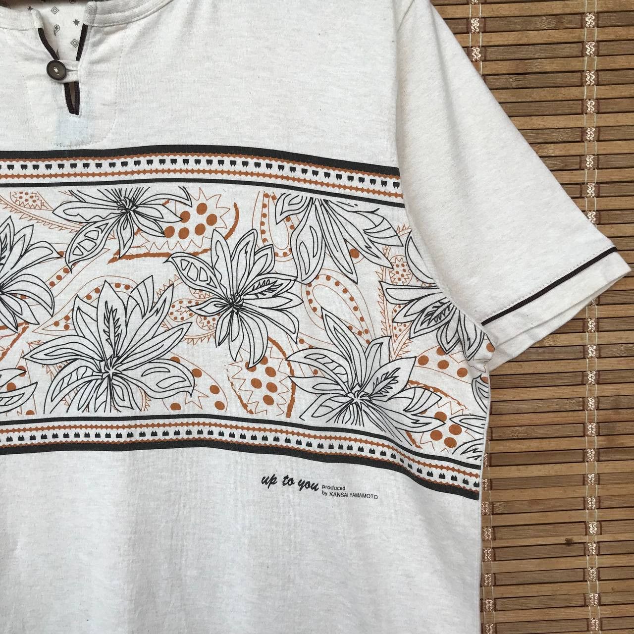 Kansai Yamamoto VINTAGE KANSAI YAMAMOTO NATIVE TSHIRT SINGLE BUTTON Size US L / EU 52-54 / 3 - 2 Thumbnail