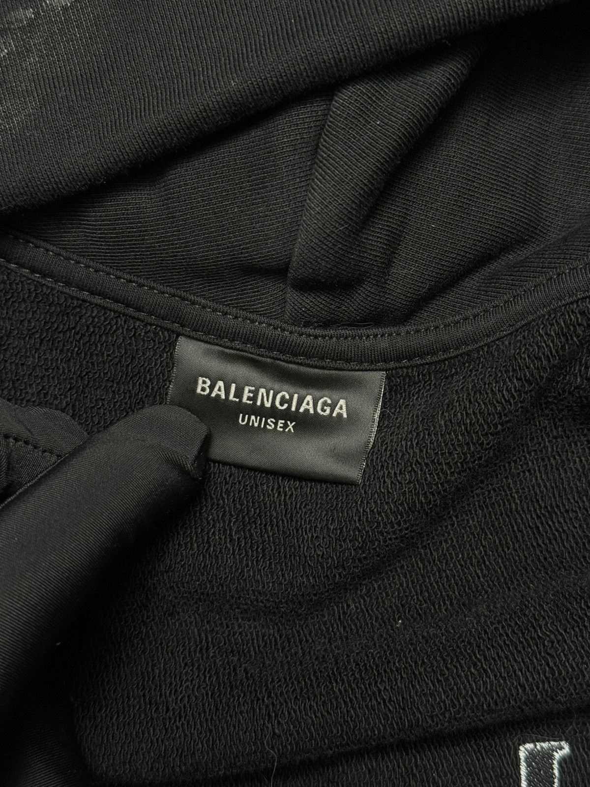 Balenciaga FW22 Balenciaga Gaffer Tape Hoodie (XXL) Size US XXL / EU 58 / 5 - 8 Thumbnail