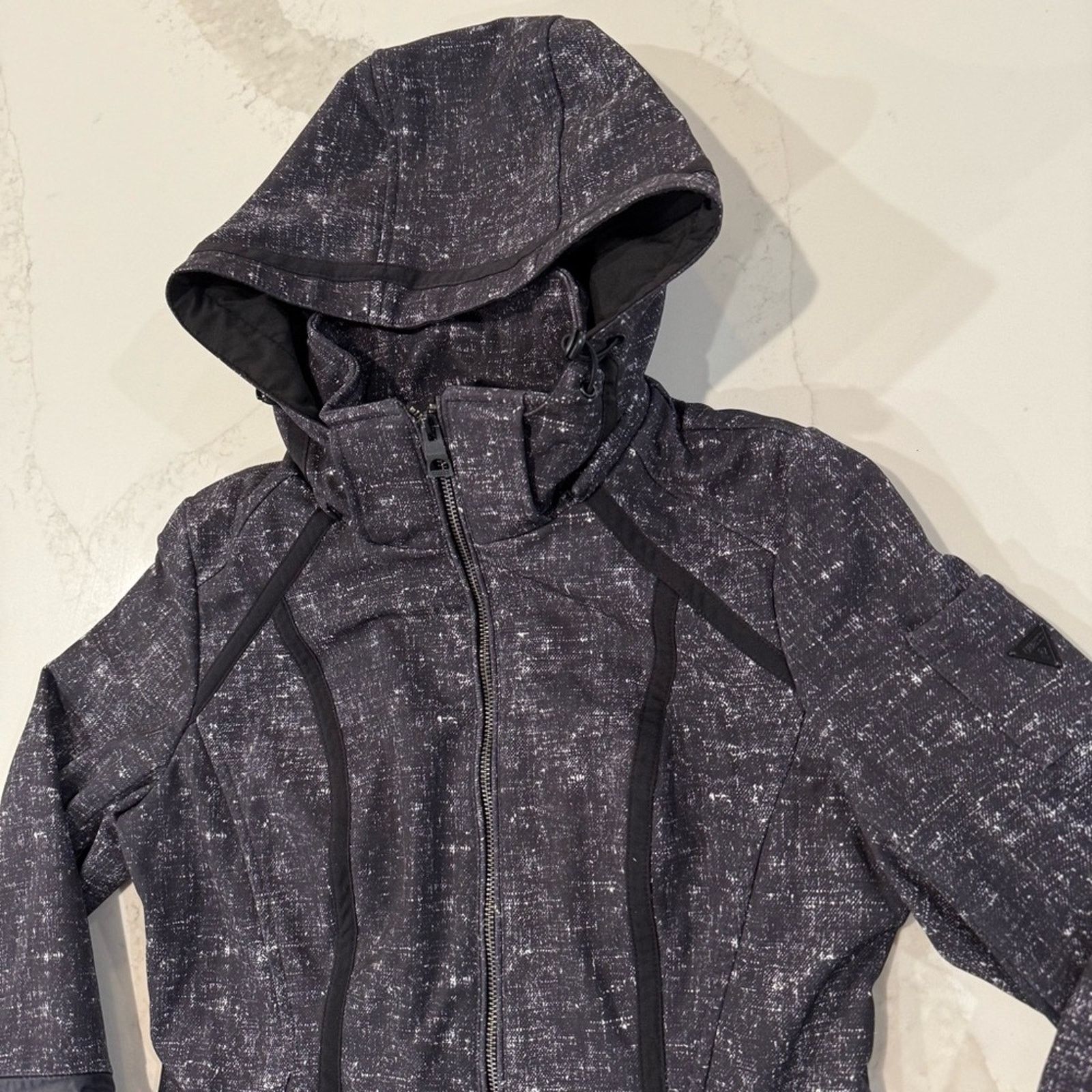 Guess Guess SoftShell FullZip Stand Collar Ski Jacket Womens Small Size S / US 4 / IT 40 - 3 Thumbnail