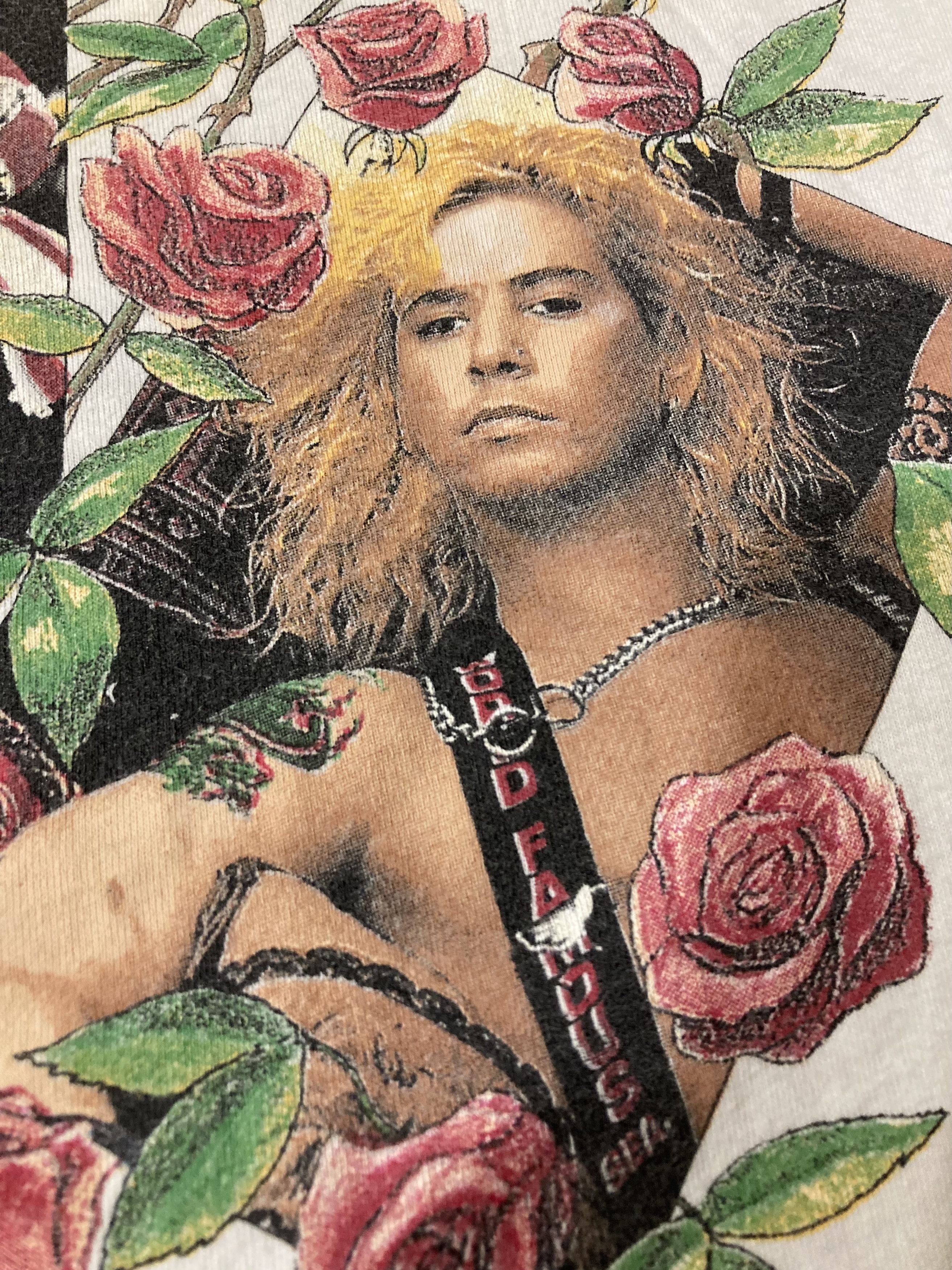 Guns N' Roses Guns N Roses 1993 World Tour Skin n Bones T Shirt Size US XL / EU 56 / 4 - 10 Thumbnail