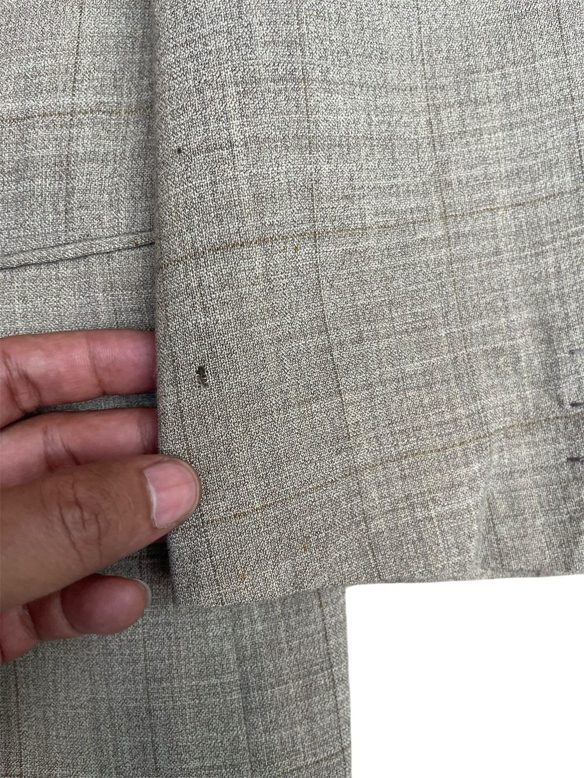 Yves Saint Laurent Yves Saint Laurent Diffusion Hommes Blazer Subtle Gray Plaid Size US M / EU 48-50 / 2 - 5 Thumbnail