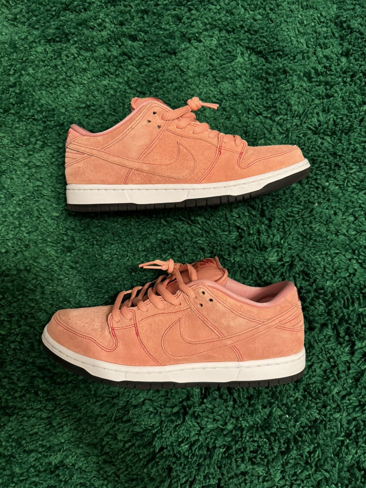 Nike Nike Sb Dunk Low “Pink Pig” Sz9.5 Size US 9.5 / EU 42-43 - 3 Thumbnail