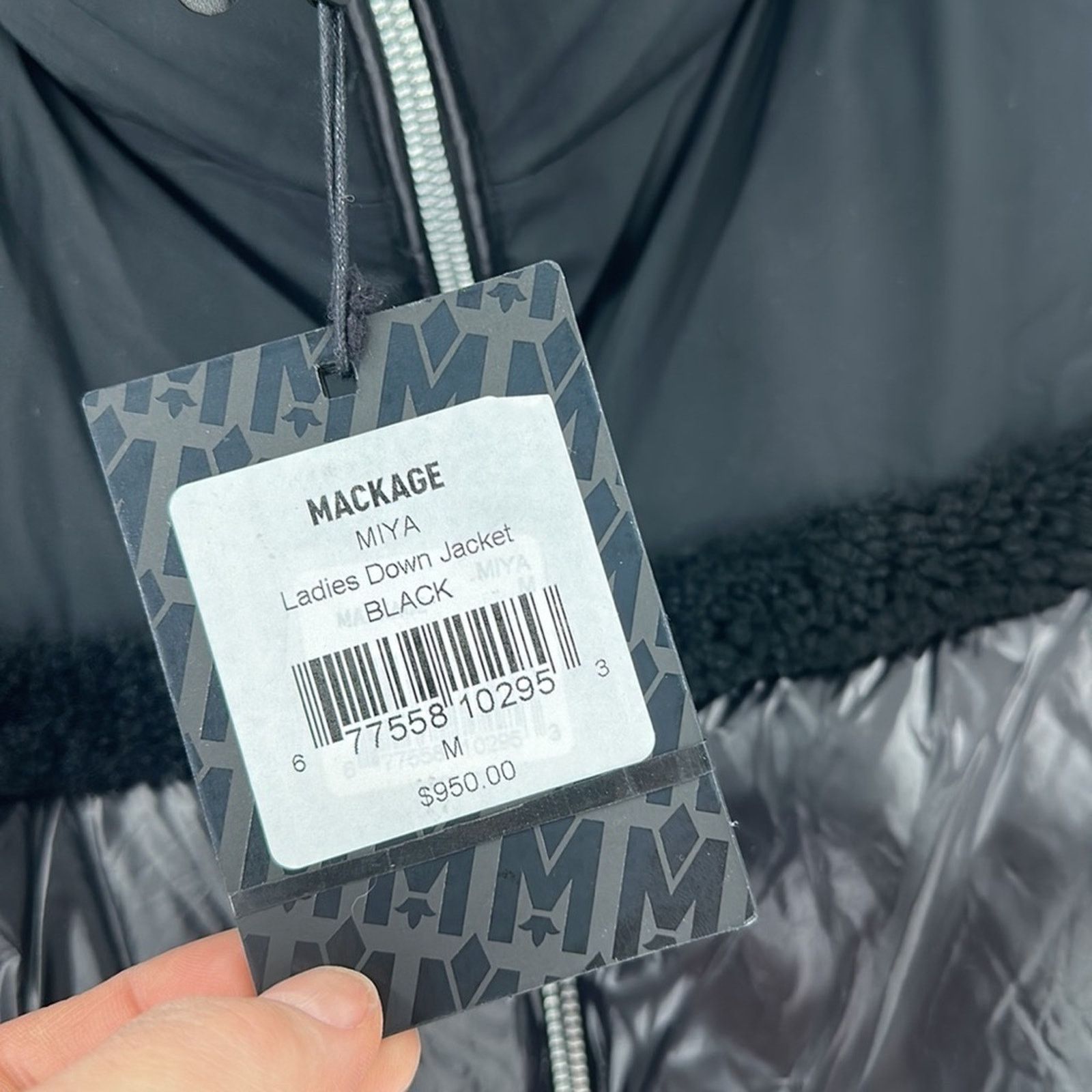 Mackage Mackage MIYA lustrous light down jacket with shearling trim Size M / US 6-8 / IT 42-44 - 5 Thumbnail
