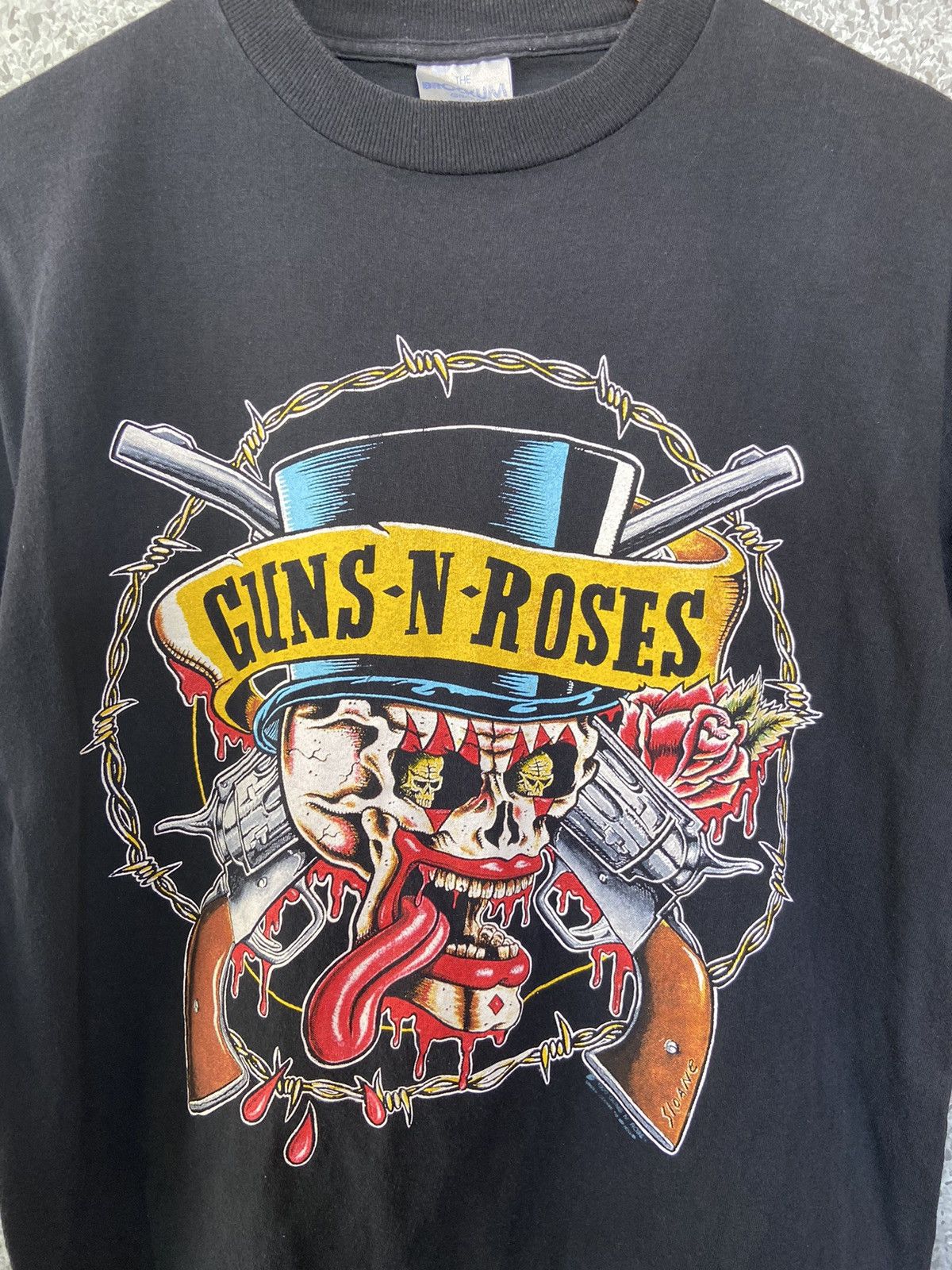 Band Tees 🔥 Vtg 90s Vintage Gun And Roses t shirt tour tee brockum Size US M / EU 48-50 / 2 - 2 Thumbnail