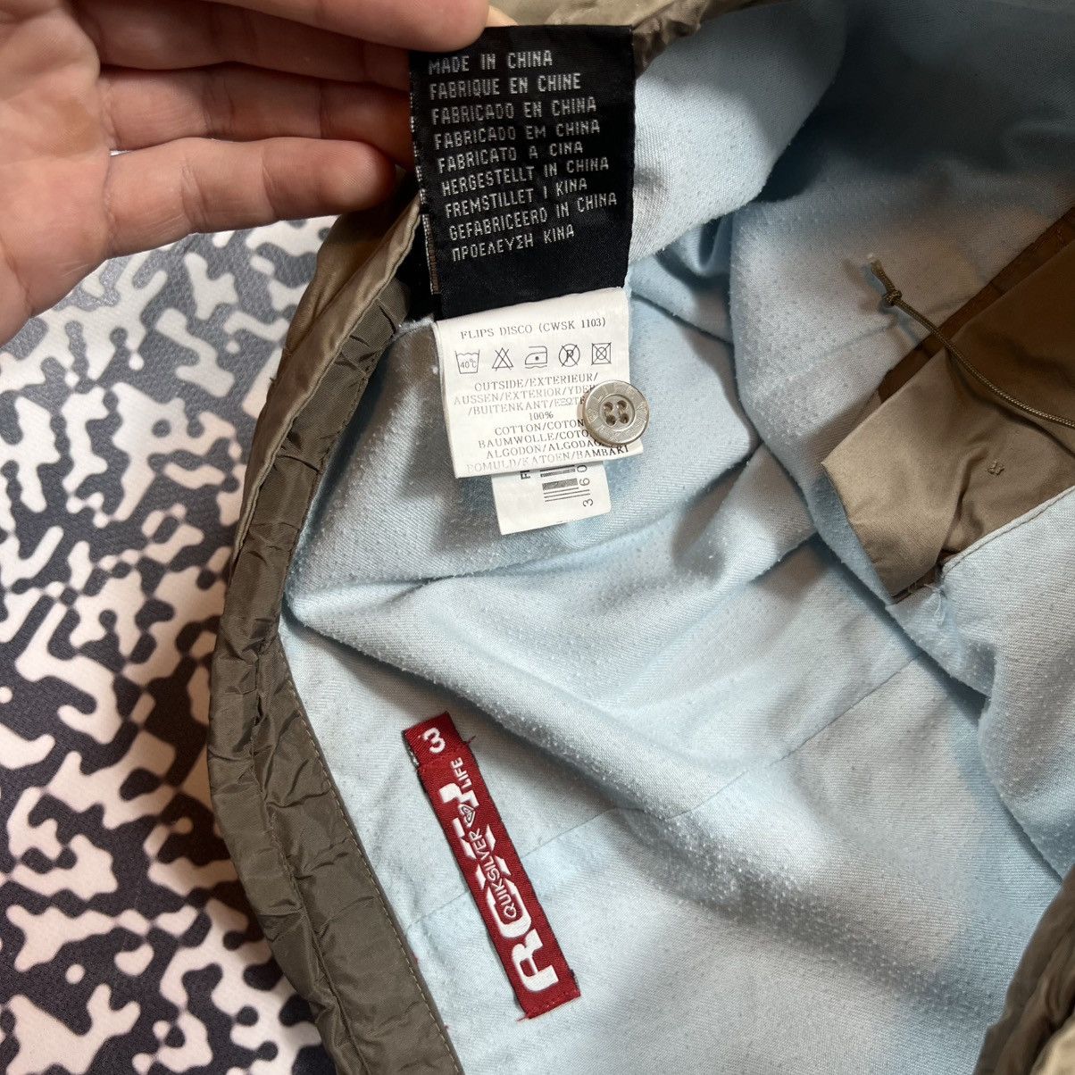 Quiksilver Vintage Y2K Quiksilver Roxy Retro Surf Style Midi Skirt Size 28" / US 6 / IT 42 - 16 Thumbnail